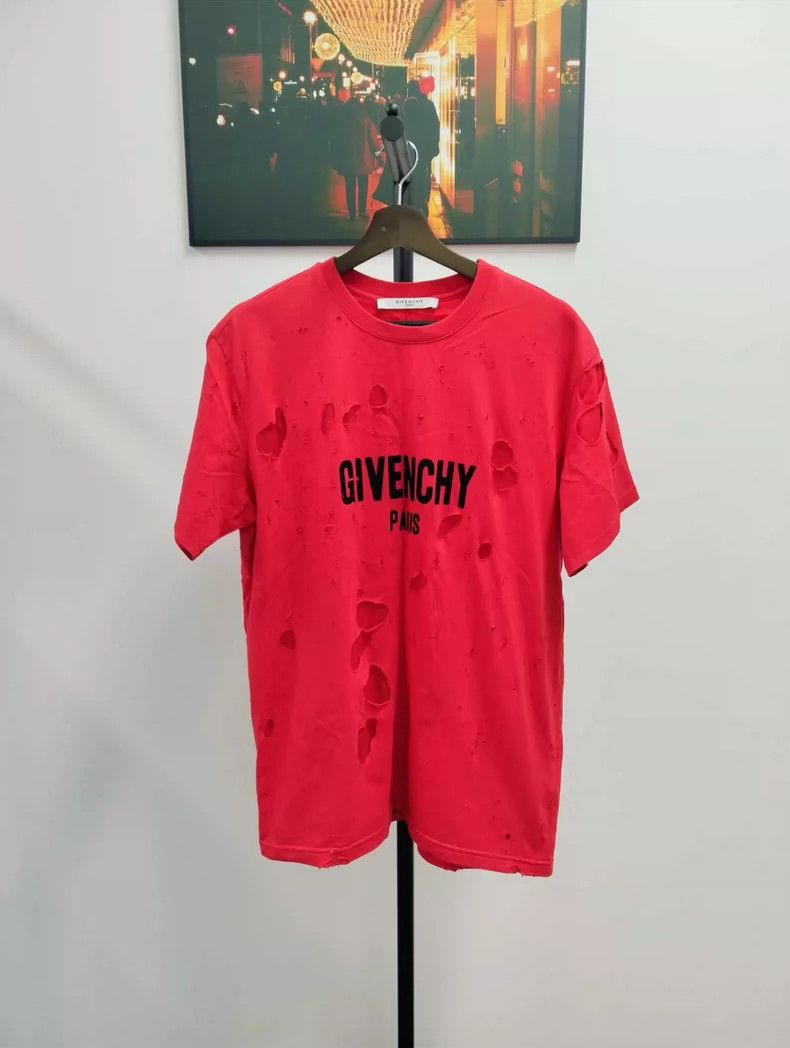 Givenchy Givenchy Red Short Sleeve S Size Size US S / EU 44-46 / 1 - 1 Thumbnail