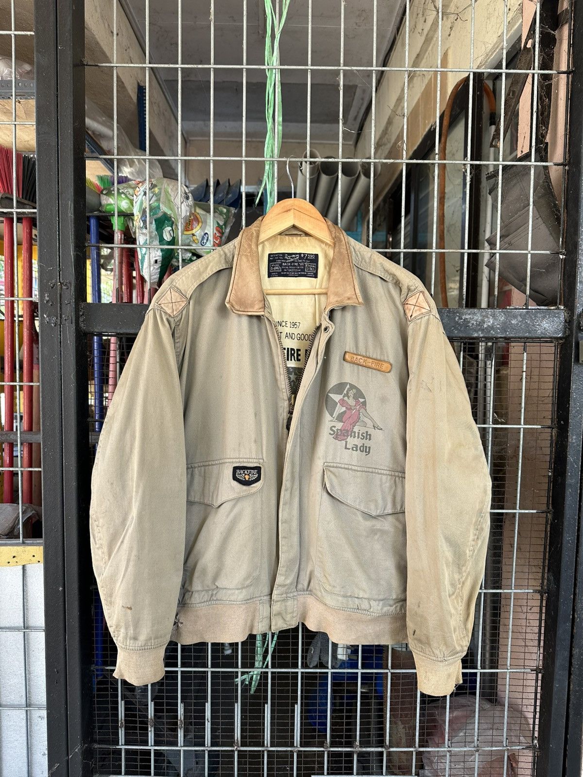 Vintage 👹Vintage THRASHED Back Fire FLYING TIGERS Bomber Jacket Size US M / EU 48-50 / 2 - 3 Thumbnail