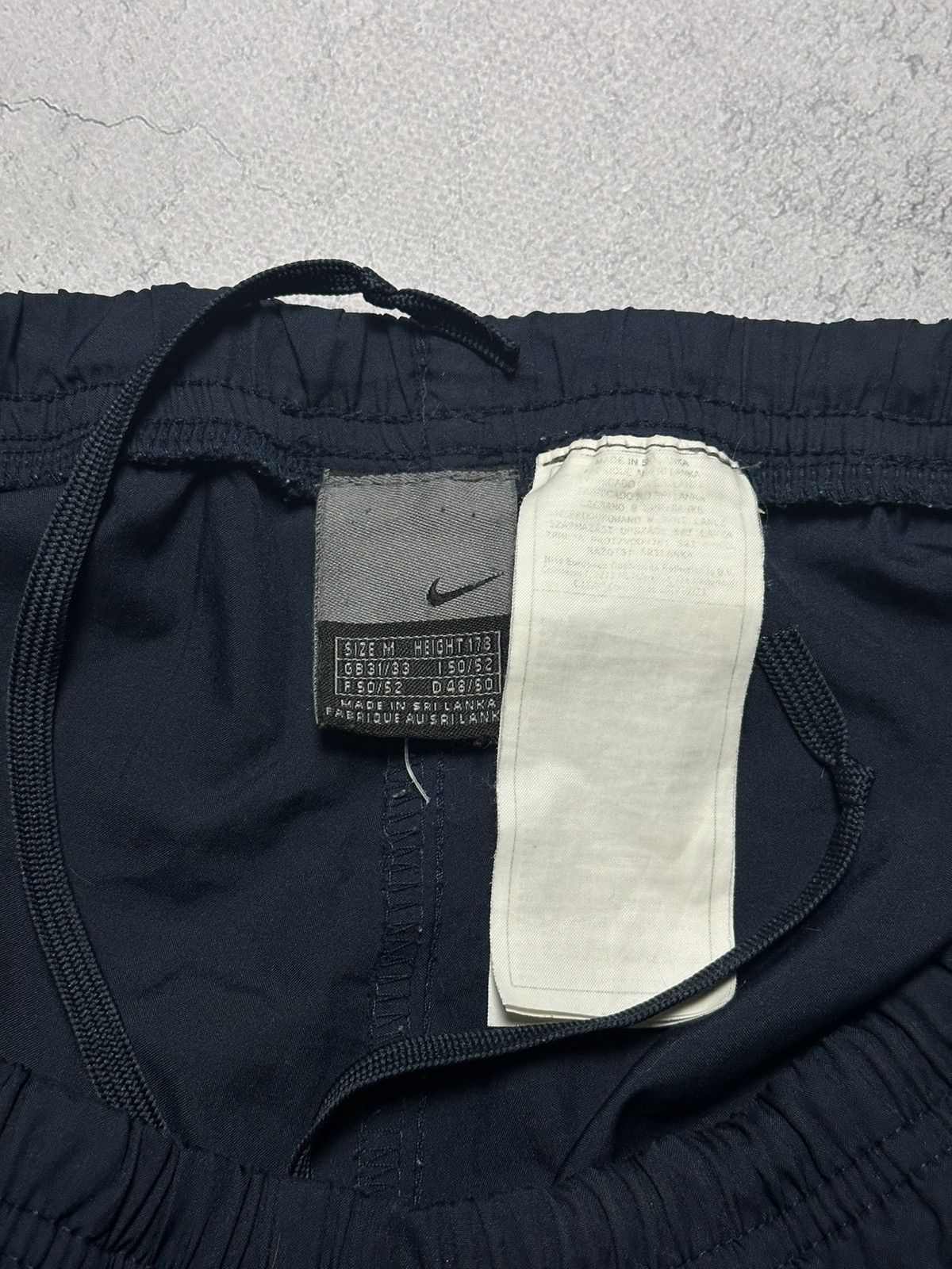 Nike Vintage Nike Nylon Track Pants Joggers Size US 32 / EU 48 - 12 Thumbnail