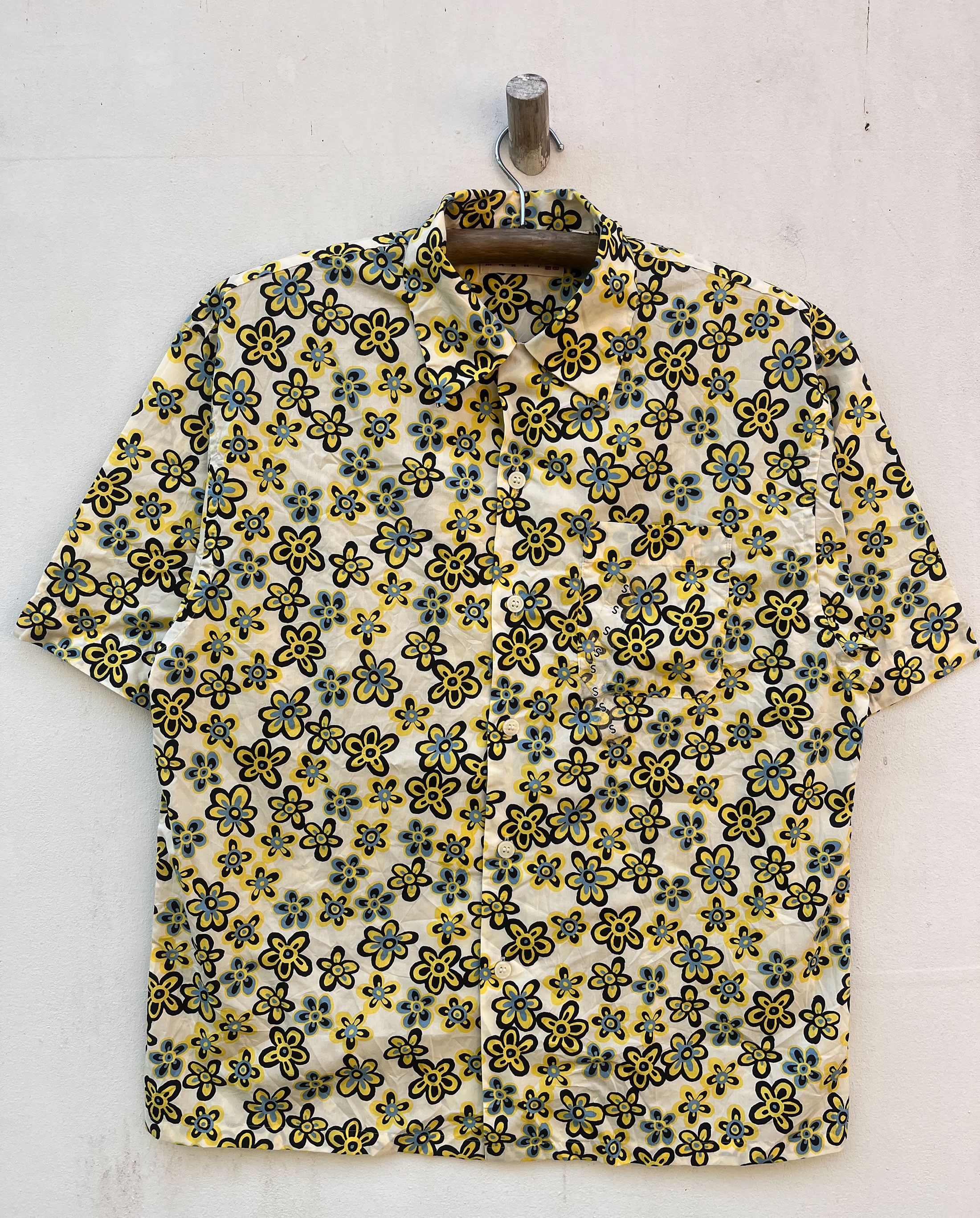 Marni × Uniqlo Marni Uniqlo Short Sleeve Hawaiian Hawaii Dress Shirt Size US S / EU 44-46 / 1 - 1 Thumbnail