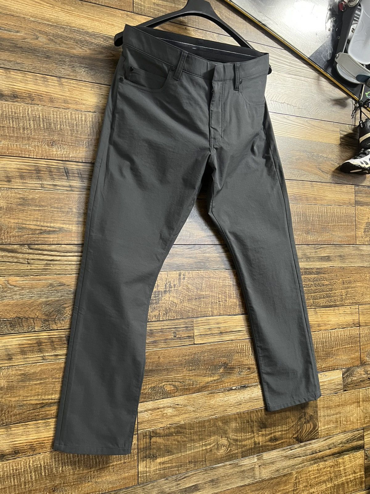 Nike NIKE DRI-FIT Repel 5 Pocket Slim Fit Golf Pants Dark Smoke Size US 32 / EU 48 - 4 Thumbnail