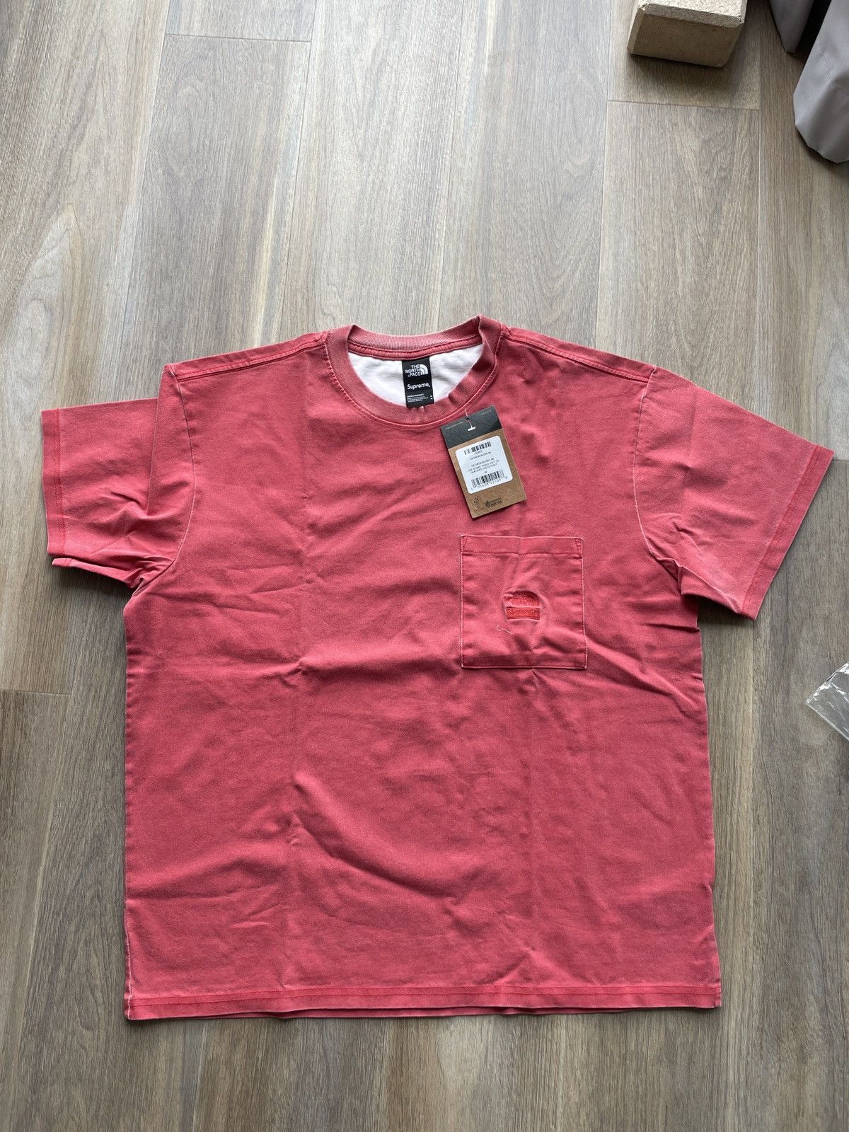 Supreme the north face PGMT print tee washed