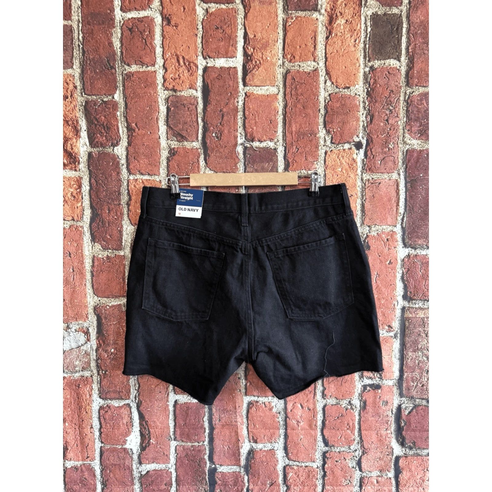 Old Navy Old Navy Womens Black High Rise Slouchy Straight Denim Shorts NWT Size 12 Size 34" / US 12 / IT 48 - 2 Thumbnail