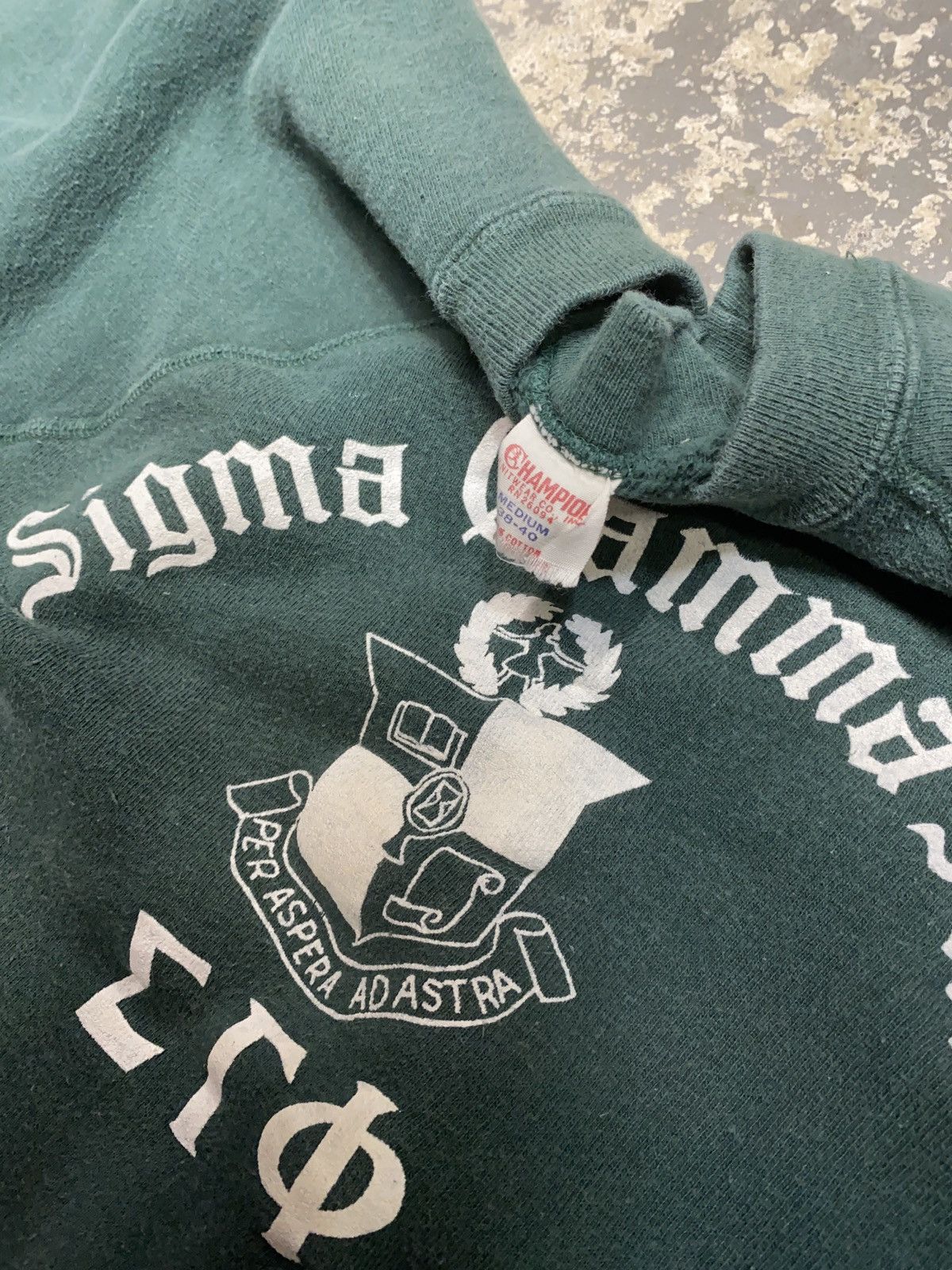 Champion × Vintage Vintage Champion Running Man Sigma Gamma Phi 50s Crewneck Size US M / EU 48-50 / 2 - 5 Thumbnail