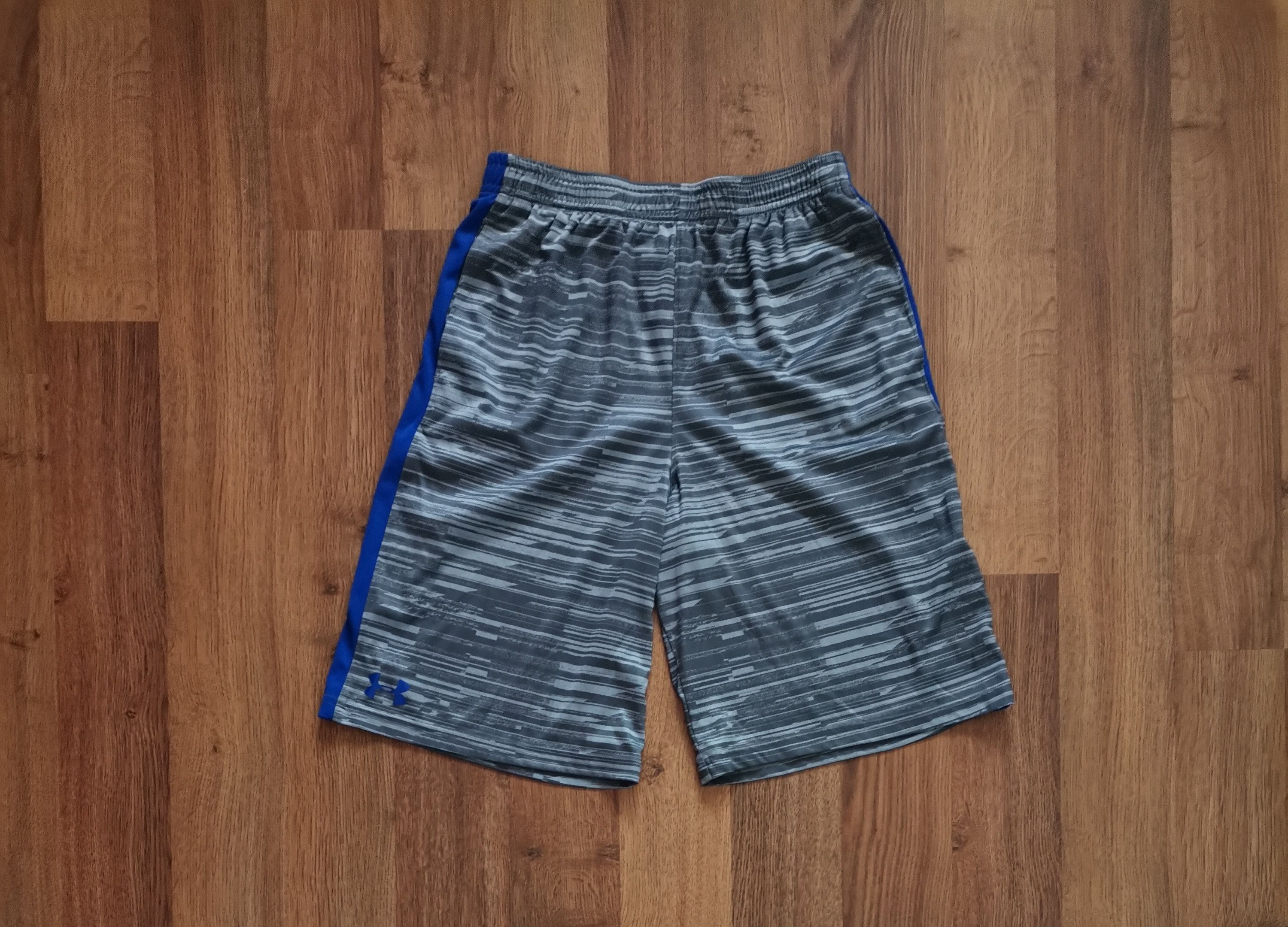Under Armour Under Armour Shorts Size US 28 / EU 44 - 1 Thumbnail