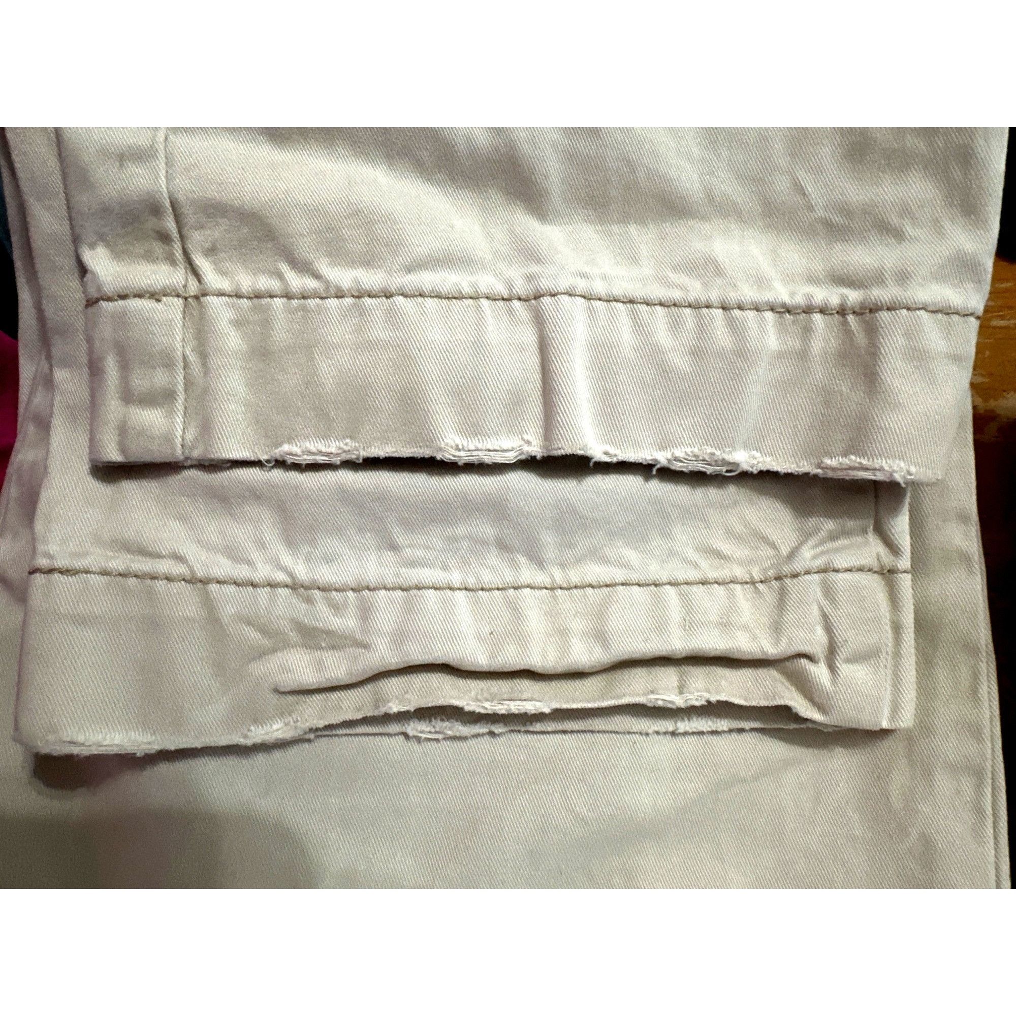 Abercrombie & Fitch Abercrombie Fitch Size 32 Tan Cargo Pants Khaki Straight Fit Size US 32 / EU 48 - 13 Thumbnail