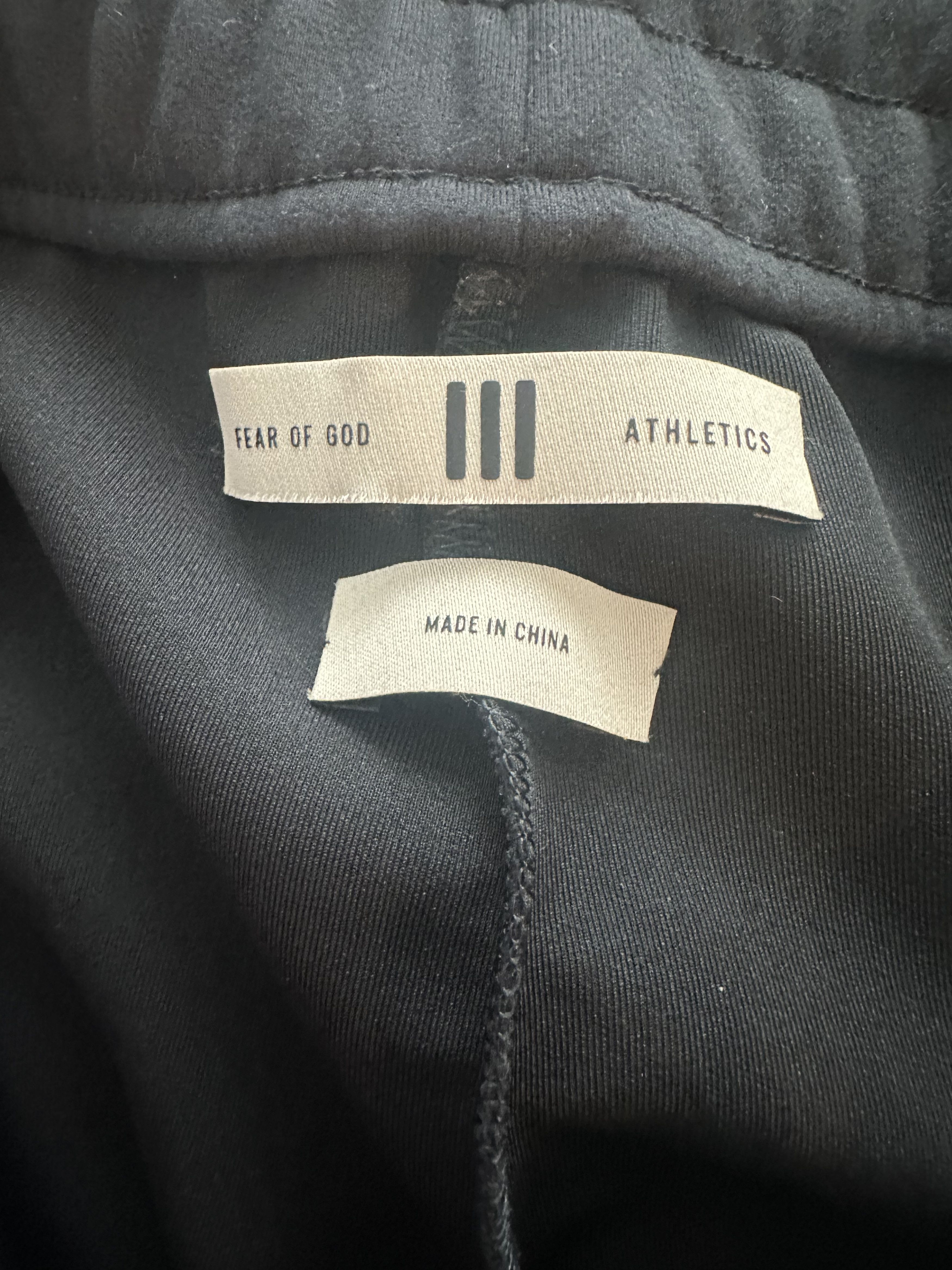 Adidas × Fear of God Fear of God Athletics Suede Fleece Adidas × Fear of God Fear of God Athletics Suede Fleece