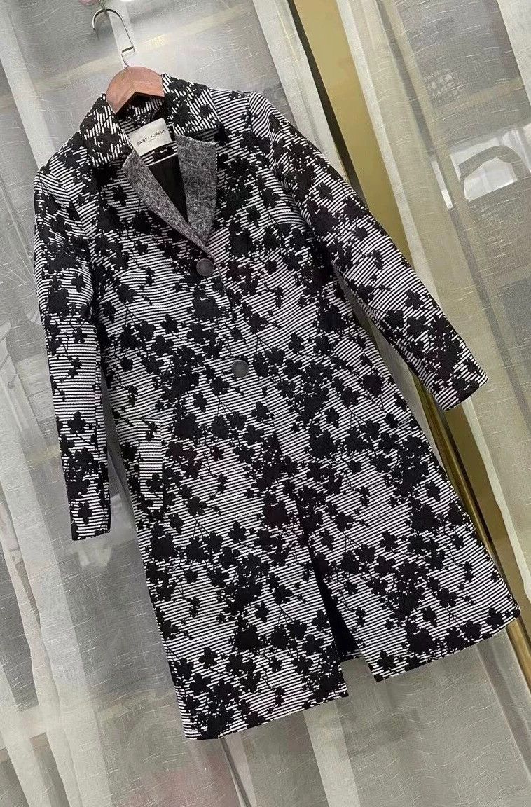 Saint Laurent Paris Saint Laurent 2020 Wool Coat Size S / US 4 / IT 40 - 1 Thumbnail