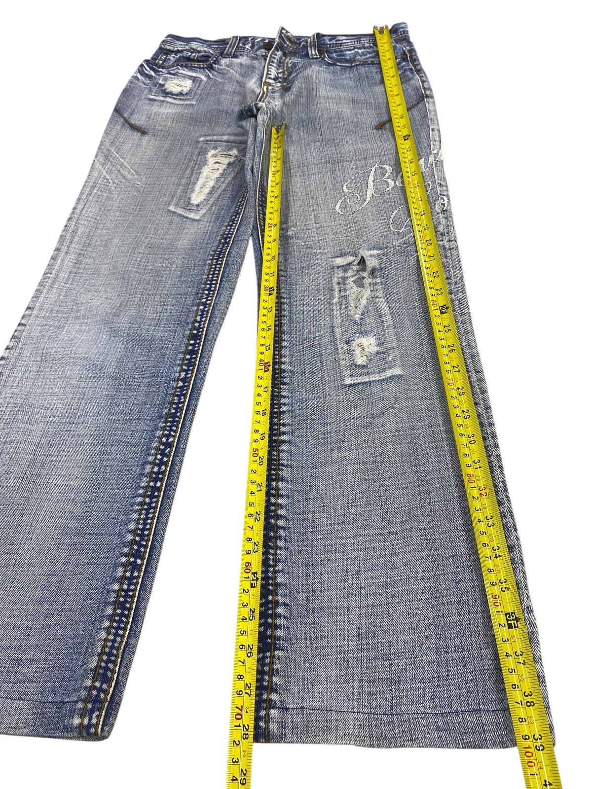 Japanese Brand Japanese Brand Acid Light Wash Style Loose Jeans Size US 32 / EU 48 - 7 Thumbnail