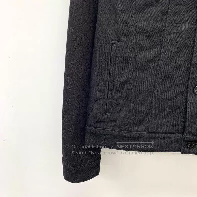 Louis Vuitton Louis Vuitton Black logo presbyopic dark print cotton lape Size US S / EU 44-46 / 1 - 4 Thumbnail