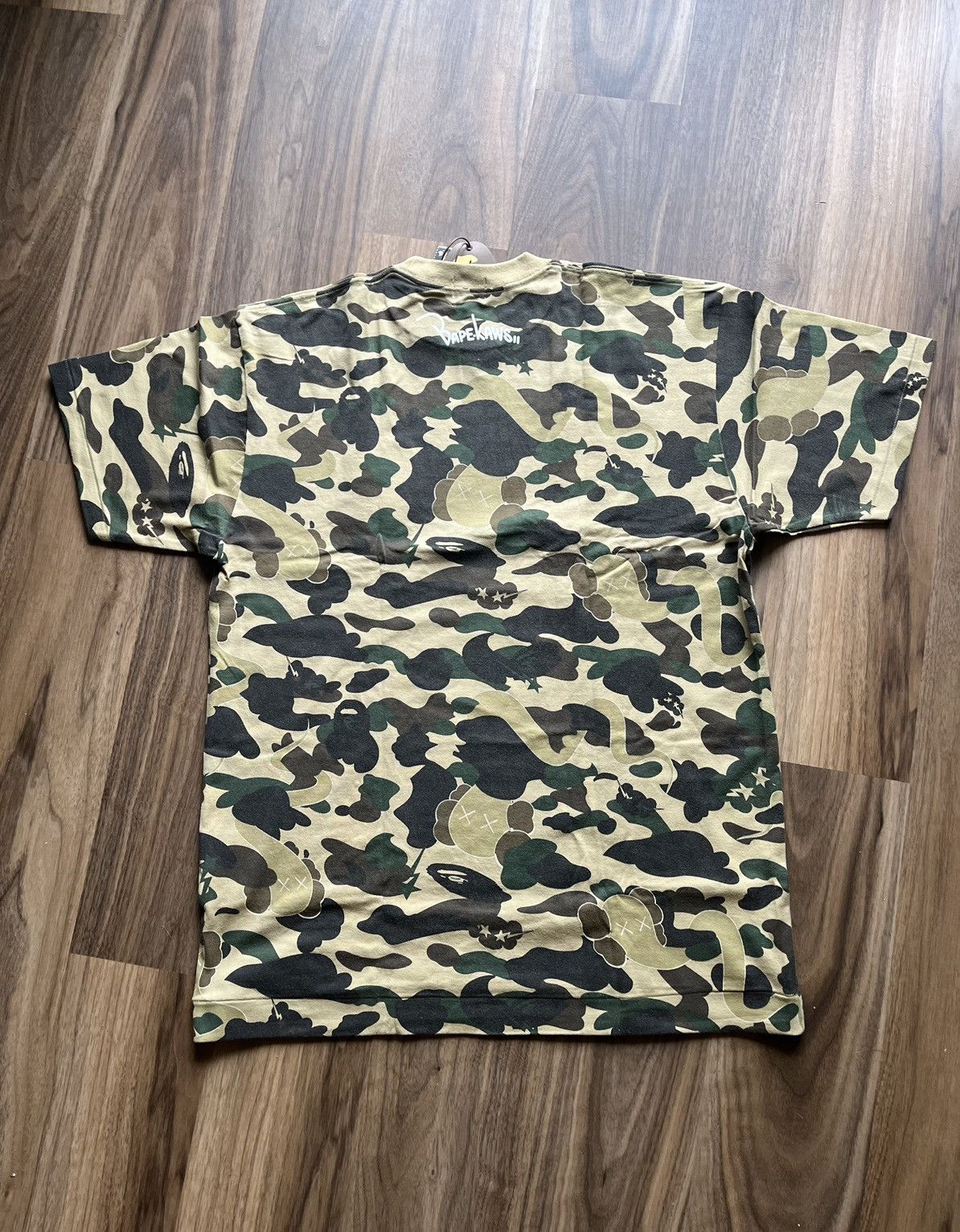 Bape × Kaws 2005 Bape x Kaws Bendy 1st Camo Tee Size US L / EU 52-54 / 3 - 3 Thumbnail