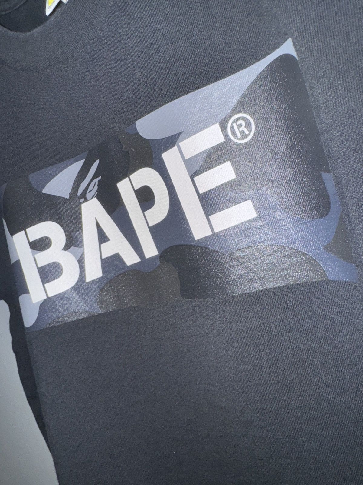 Bape Bape box logo tee with Bape head on back Size XS / US 0-2 / IT 36-38 - 3 Thumbnail