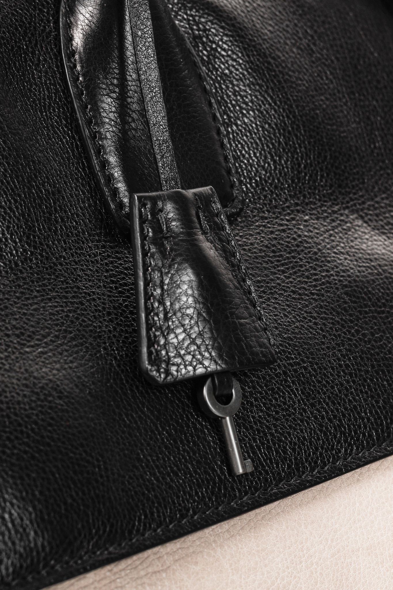 Prada Prada Pomice & Nero Glace Calf Leather Two-Tone Tote Size ONE SIZE - 15 Thumbnail