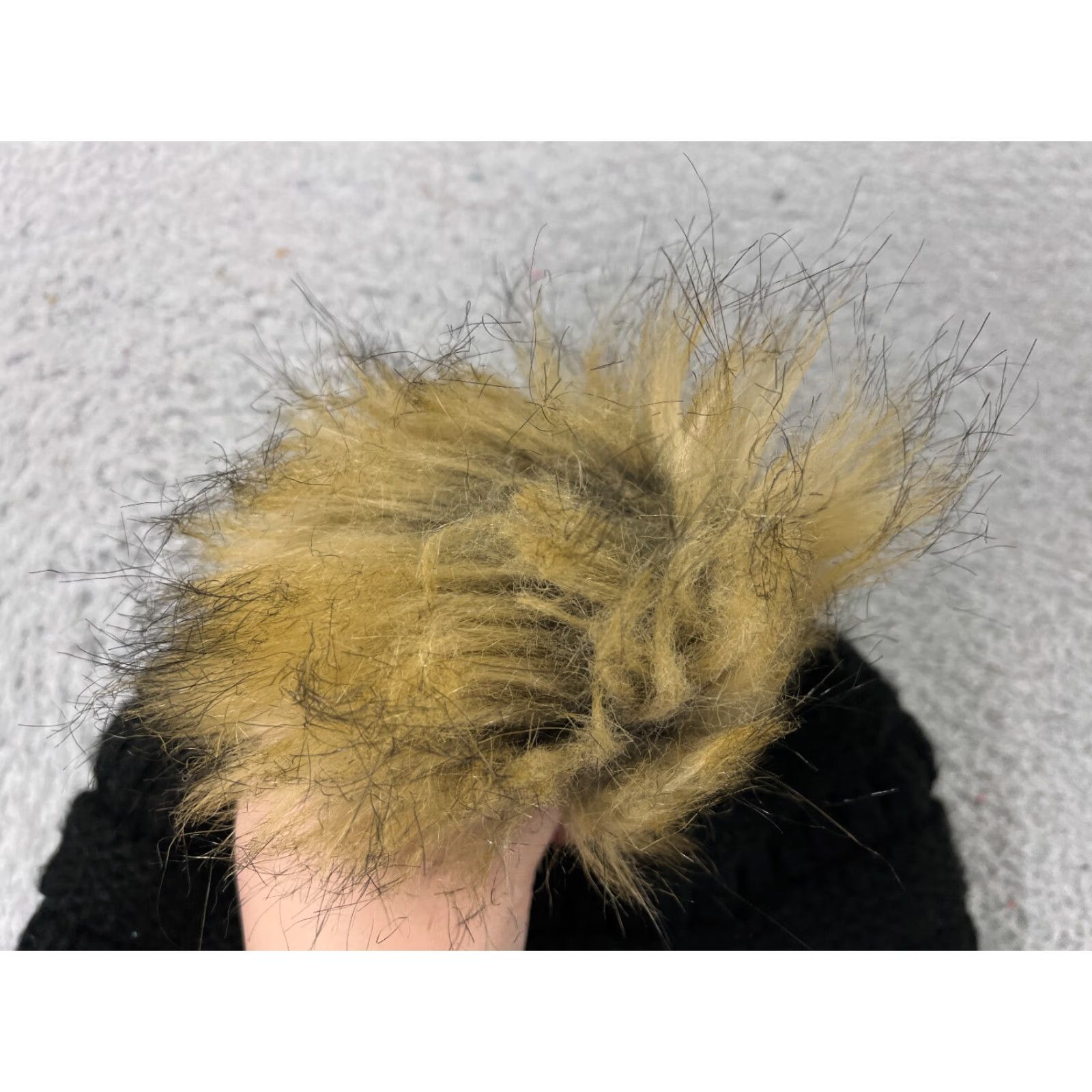 Vintage C.C Exclusives Beanie Toque Womens One Size Black Knit Acrylic Faux Fur Pom Size ONE SIZE - 3 Thumbnail