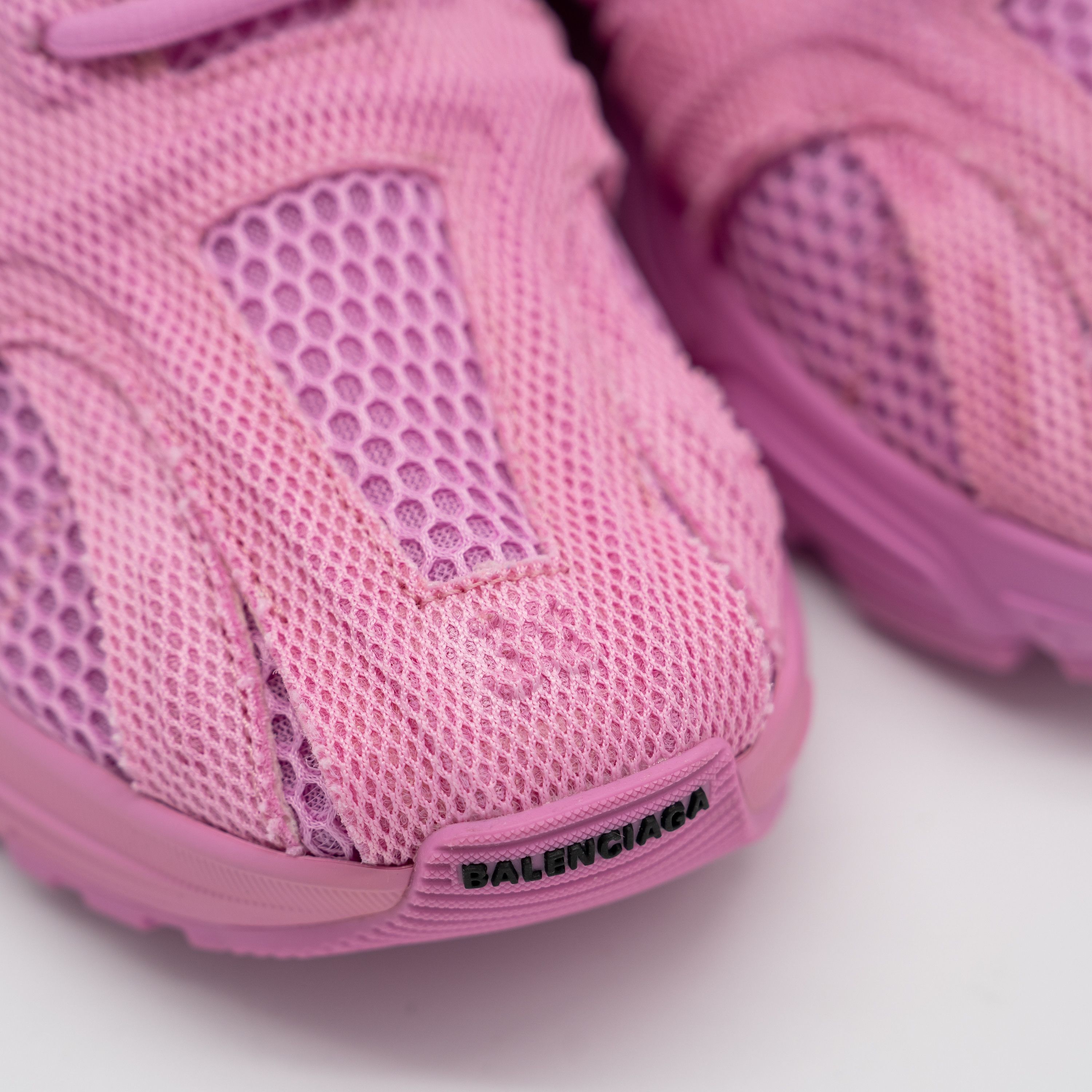 Balenciaga 38 EU / 8 US Balenciaga Phantom Sneakers Pink Mesh Size US 8 / IT 38 - 7 Thumbnail