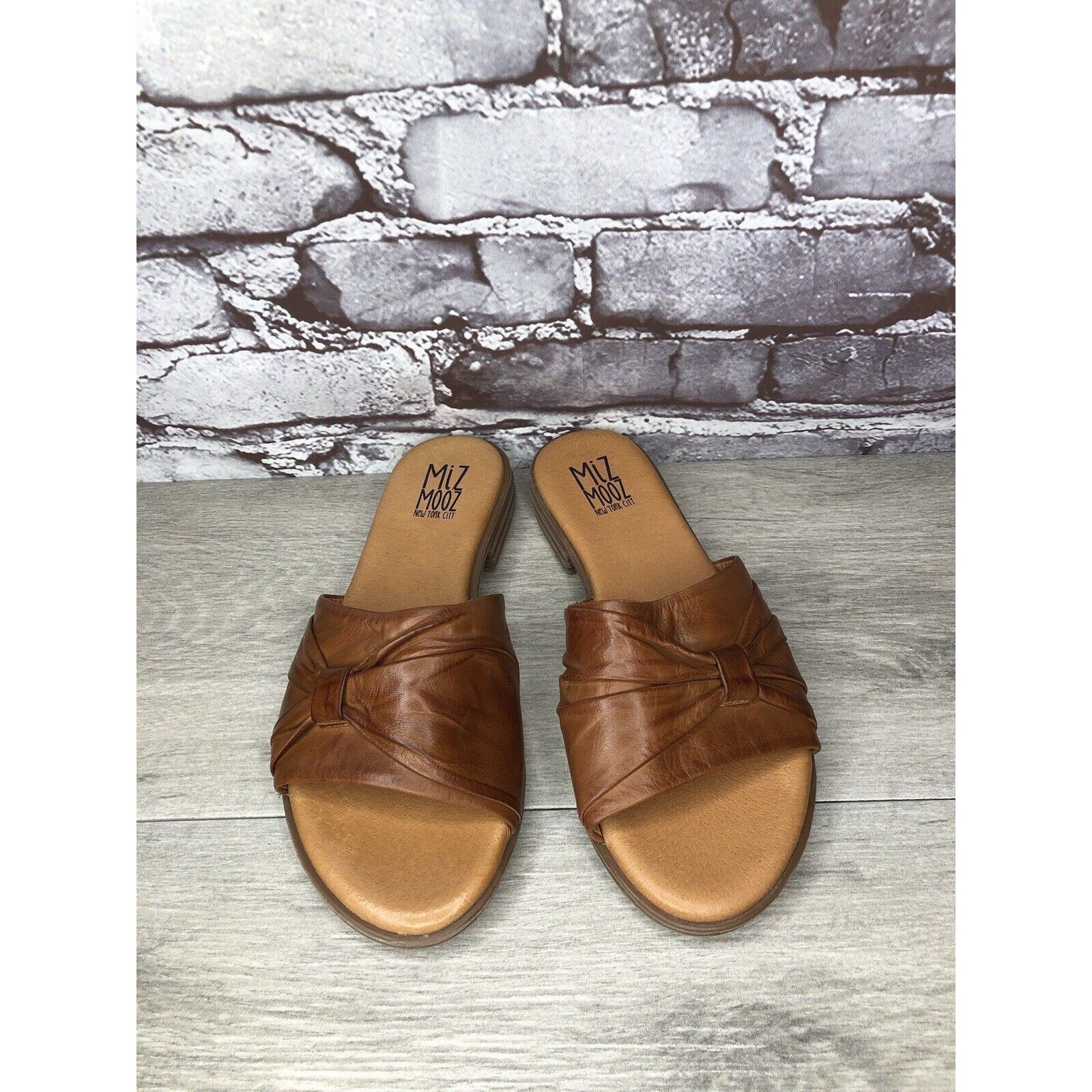 Other Miz Mooz Daisey Brown Leather Ruched Slides Heel Sandals Wom Size US 7.5 / IT 37.5 - 2 Thumbnail