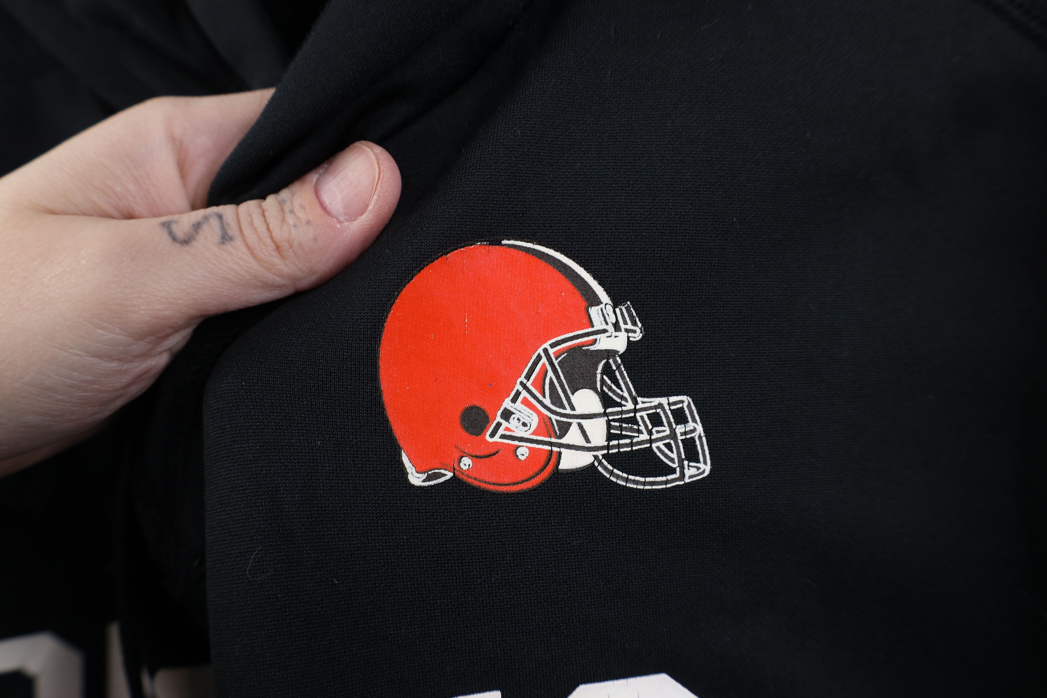 Nike Nike Therma Fit Cleveland Browns Football Hoodie Black Size XXL / US 16-18 / IT 52-54 - 5 Thumbnail