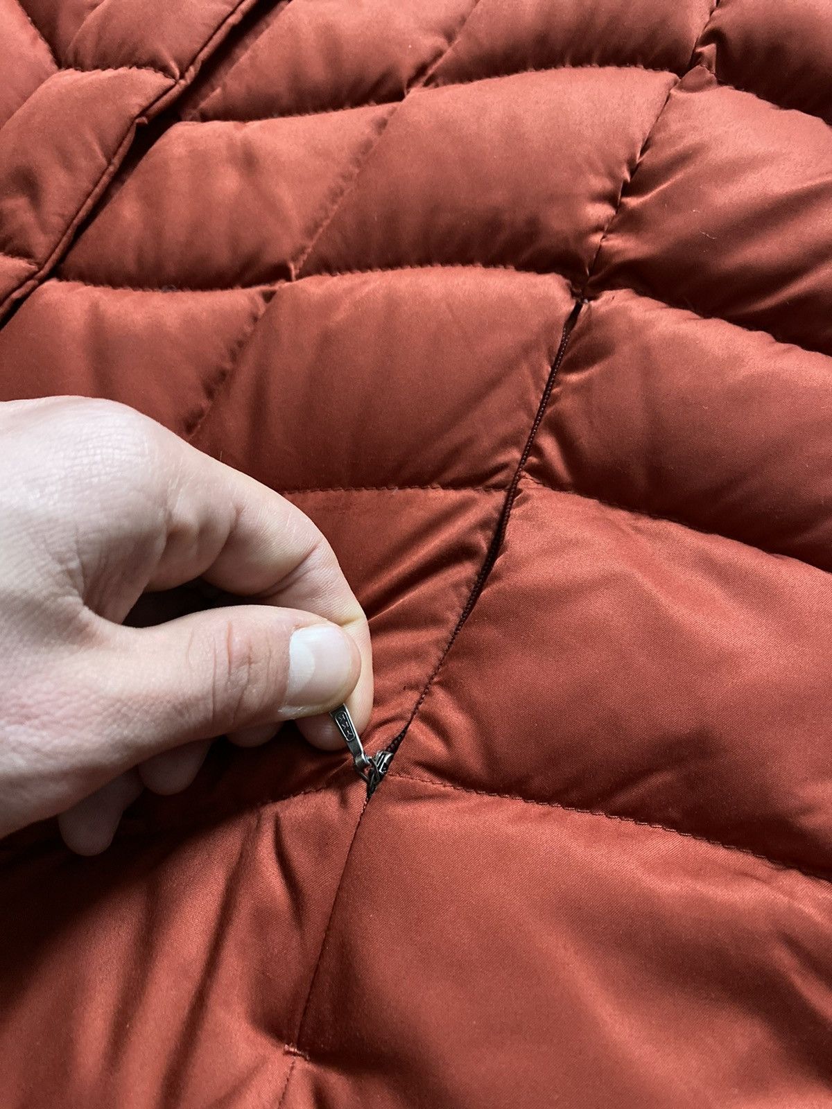 Patagonia Patagonia down jacket parka vintage Size L / US 10 / IT 46 - 10 Thumbnail