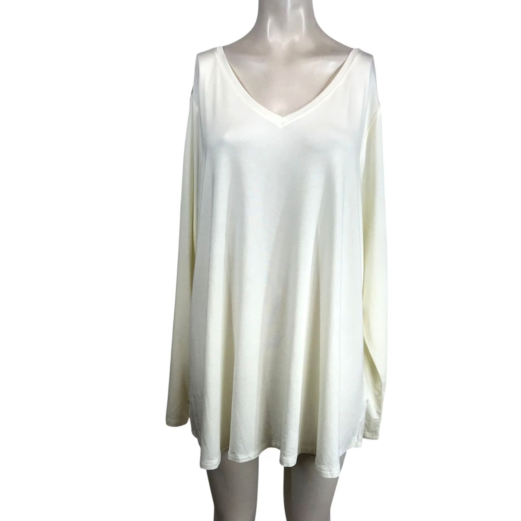 Vintage H by Halston Essentials Tunic Top Plus Size 2X Cream V Neck Long Sleeve Women Size XXL / US 16-18 / IT 52-54 - 2 Thumbnail