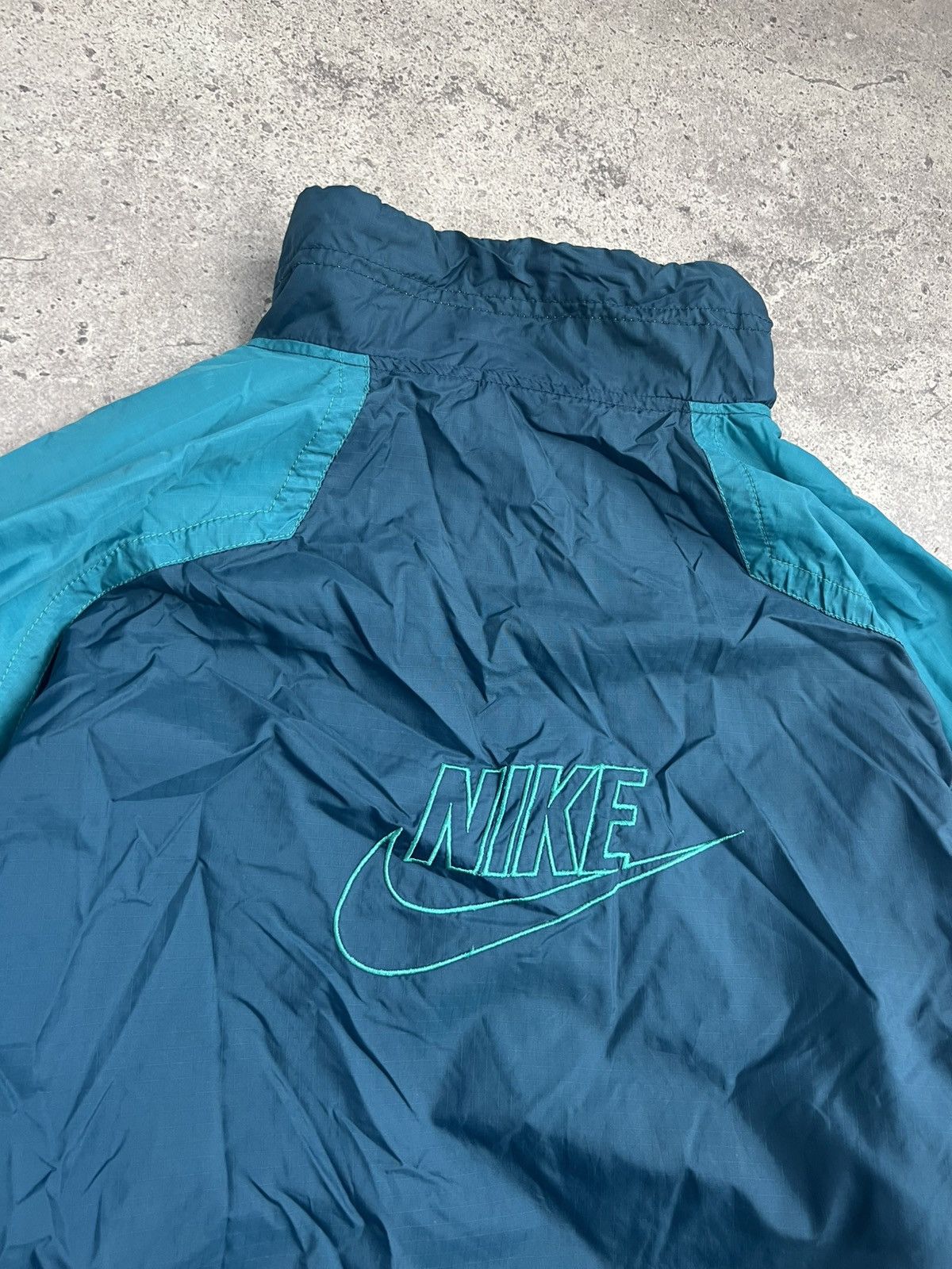 Nike Rare Nike big logo vintage suit y2k drill size L Size US L / EU 52-54 / 3 - 17 Thumbnail