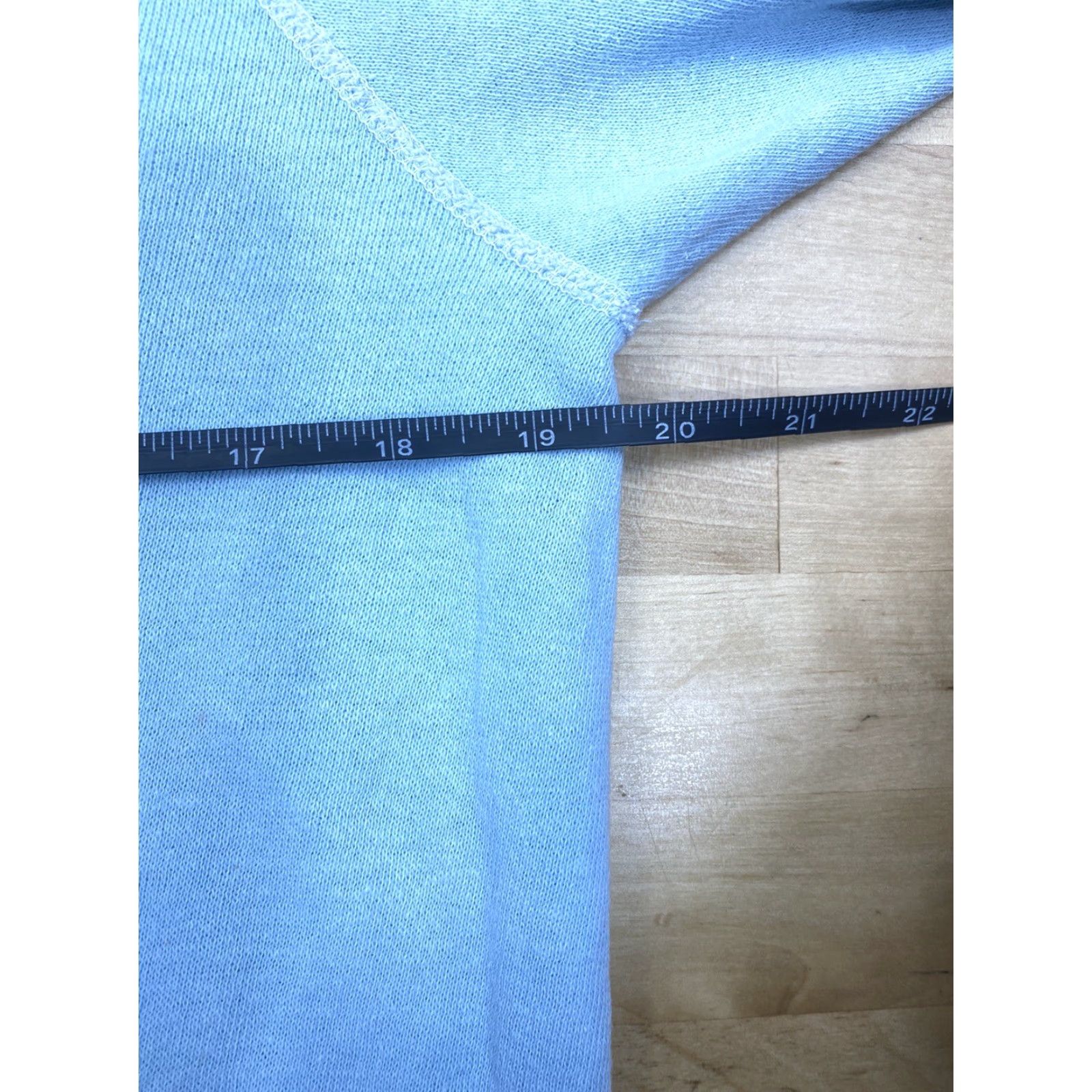 Vintage VINTAGE Seaworld Pullover Sweater Adult Small Blue Shamu Casual 80s Sweater Mens Size US S / EU 44-46 / 1 - 6 Thumbnail
