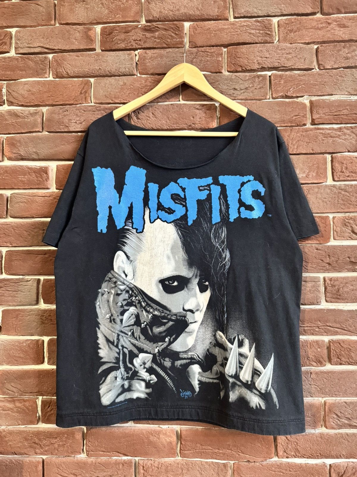 Band Tees Rare Vintage 90s Misfits Doyle Hardcore Punk Band Tshirt Size US L / EU 52-54 / 3 - 1 Thumbnail