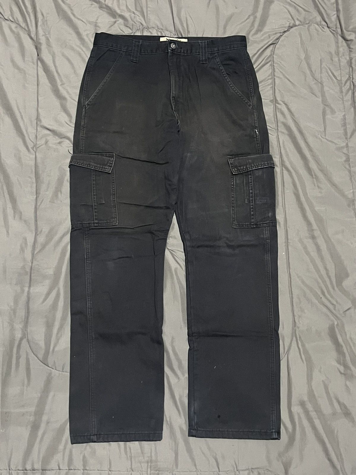 Wrangler Black Wrangler Lined Cargo Pants Size US 32 / EU 48 - 1 Thumbnail