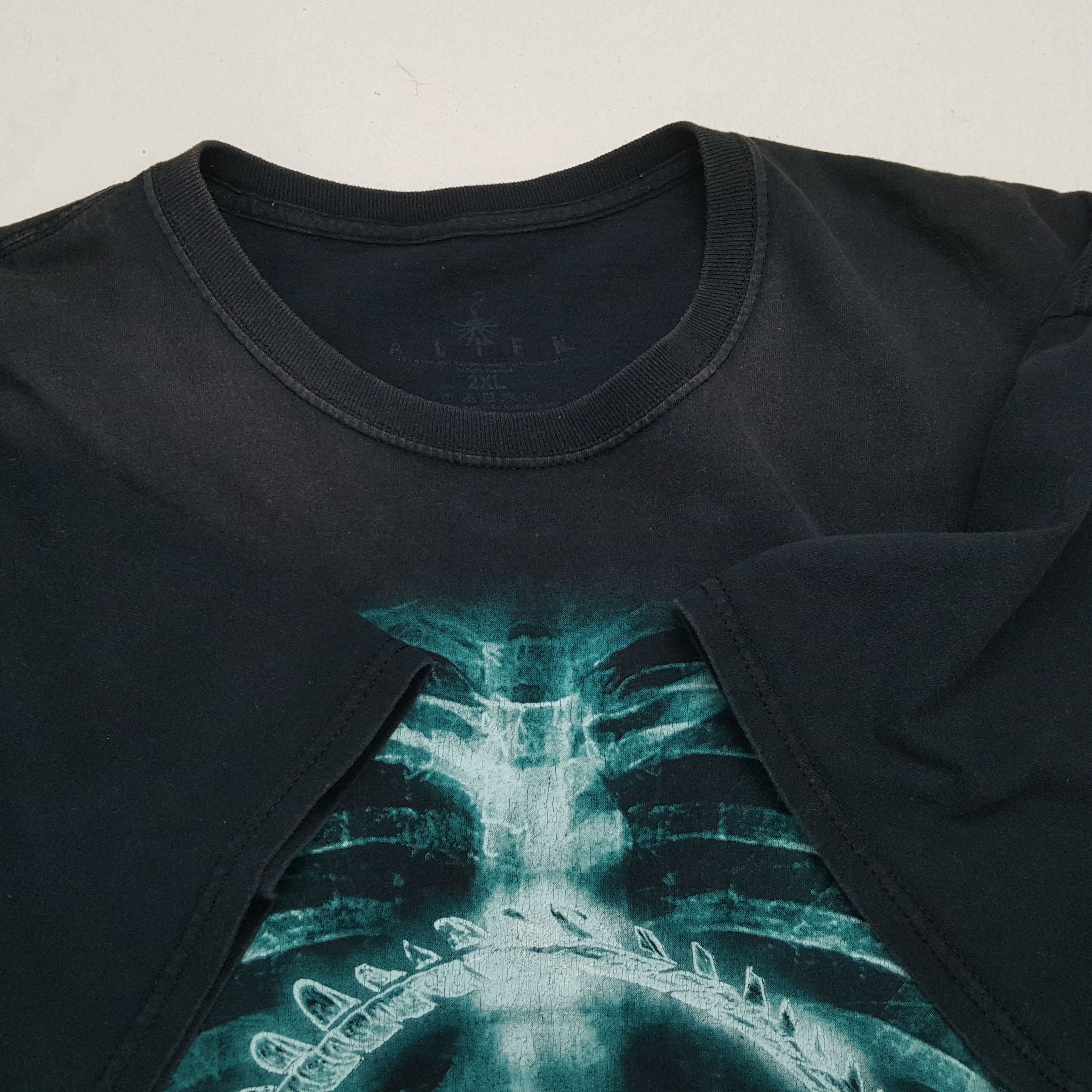 Vintage Vintage ALIEN American Science Fiction Movie T-Shirts Size US XXL / EU 58 / 5 - 6 Thumbnail
