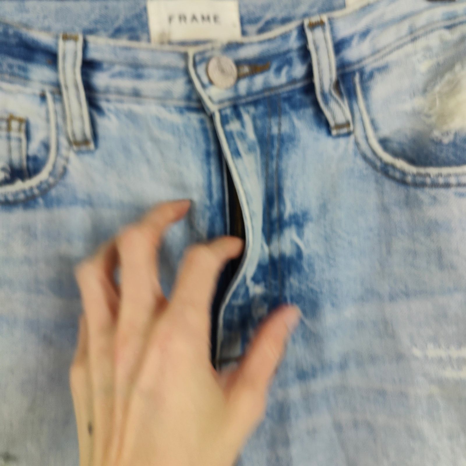 Frame Frame Le Jane Crop Jeans Womens 28 Light Wash Size 28" / US 6 / IT 42 - 4 Thumbnail