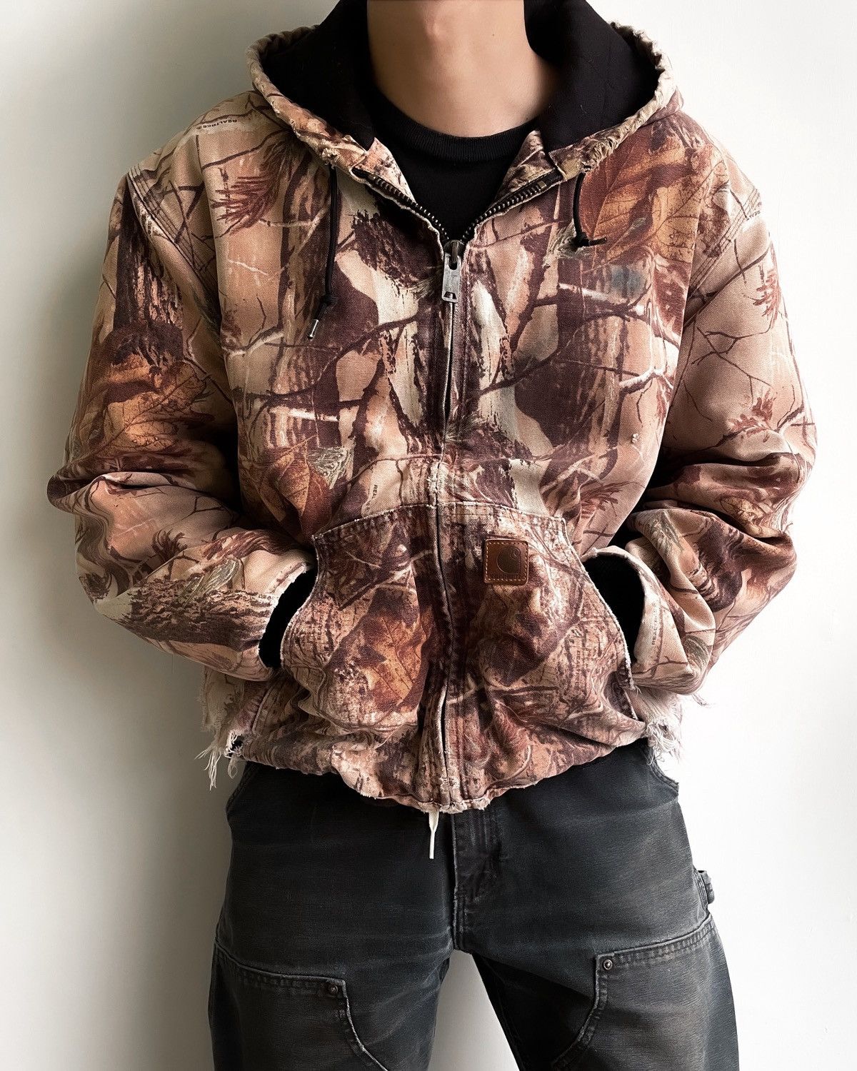 Carhartt DISTRESSED CAMO X REALTREE🍂 VINTAGE CARHARTT ACTIVE JACKET Size US M / EU 48-50 / 2 - 7 Thumbnail