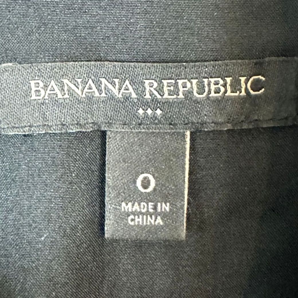 Banana Republic Banana Republic Blouse Sleeveless Black Tweed Cropped V-Neck Womens 0 Size 0 Cotton Blend Polyester Modern Classic Casual Party Work Size XS / US 0-2 / IT 36-38 - 2 Thumbnail