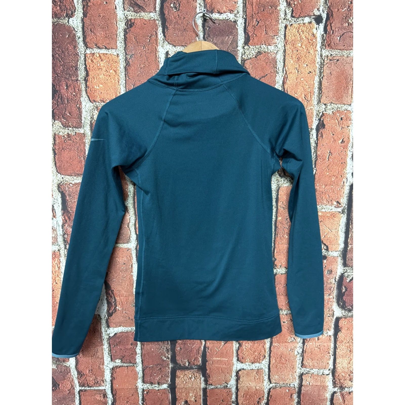 Nike Nike Pro Top Womens XS Green Pullover Mock Neck Activewear Size XS / US 0-2 / IT 36-38 - 3 Thumbnail