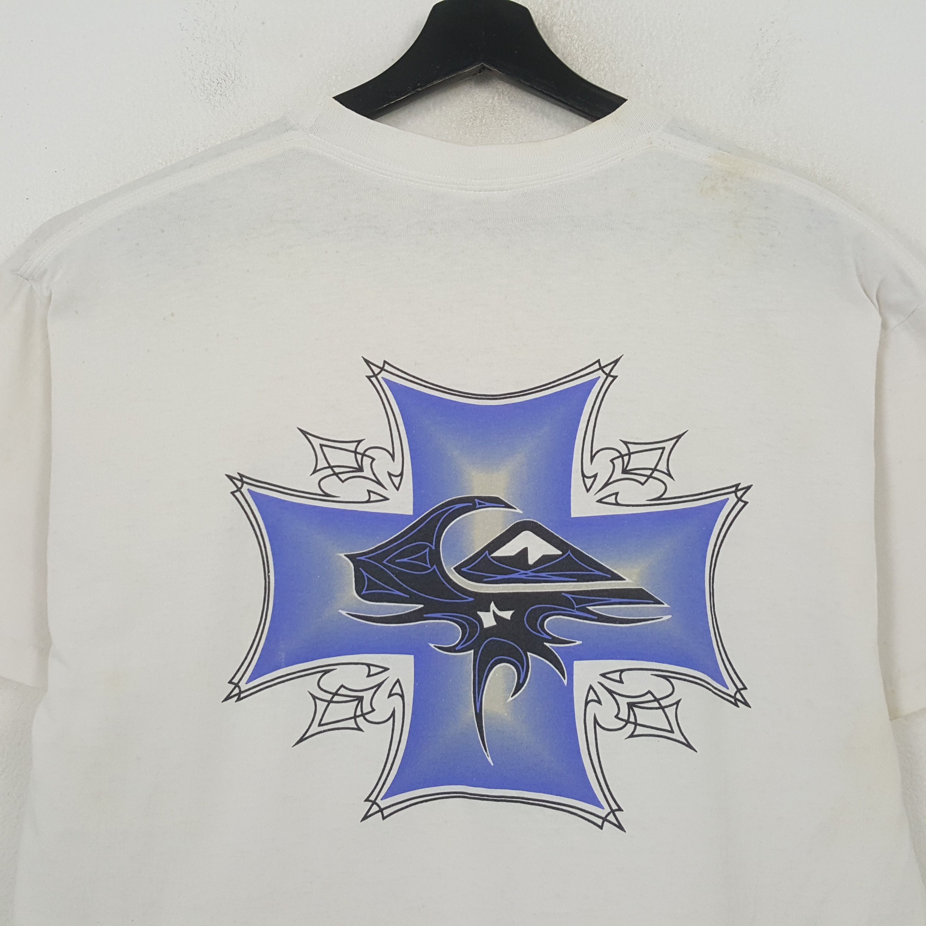 Vintage Quiksilver Surfing Brand Vintage Tshirt RR26 Size US M / EU 48-50 / 2 - 2 Thumbnail