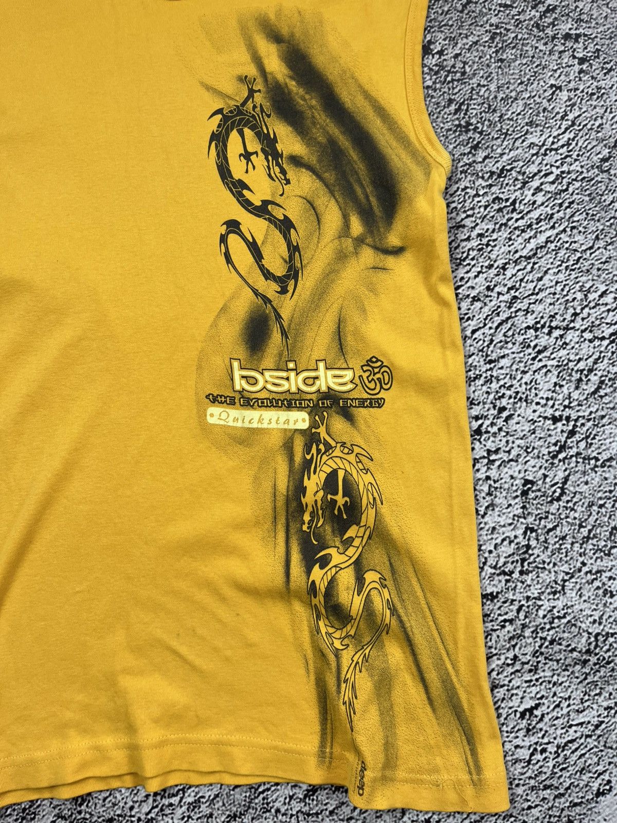 Rap Tees Vintage Y2K rap Japan logo tank top streetwear size M Size US M / EU 48-50 / 2 - 2 Thumbnail