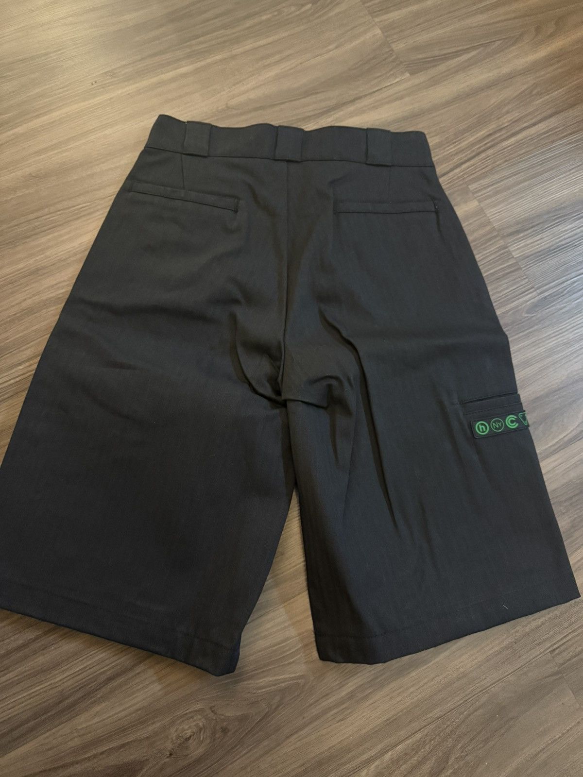 HIDDEN Hidden NY Tailored Shorts Black Herringbone – Size S Size US 30 / EU 46 - 3 Thumbnail