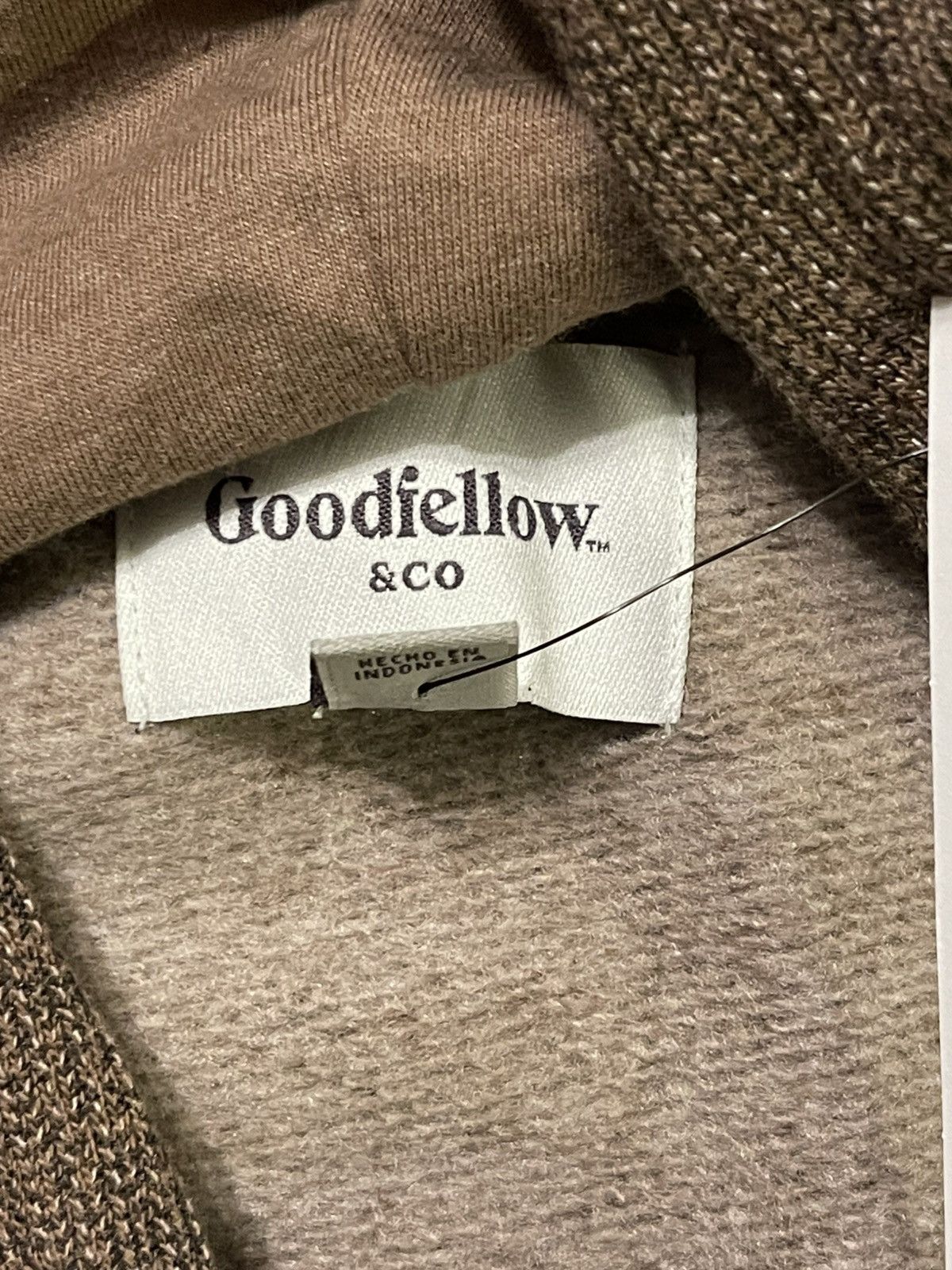 Other Goodfellow Men’s Medium Brown Knit Pullover Hoodie NWT Size US M / EU 48-50 / 2 - 8 Thumbnail