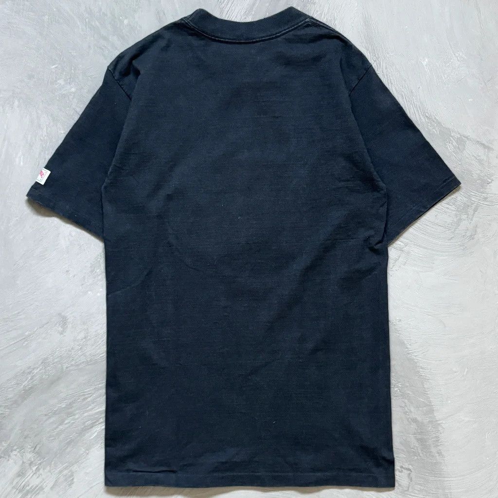 Nutmeg NFL - Kansas City Chiefs Embroidered Black Short Sleeve Tee - Small |612| Size US M / EU 48-50 / 2 - 2 Thumbnail