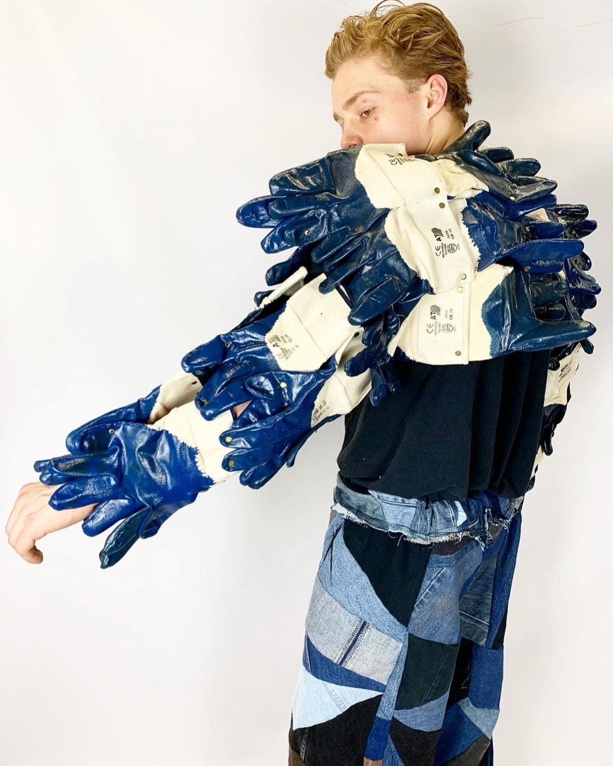 Art Comes First UPCYCLE CUSTOM BOMBER JACKET OF WORK AVANTGARDE GLOVES 🧷 Size US M / EU 48-50 / 2 - 5 Thumbnail