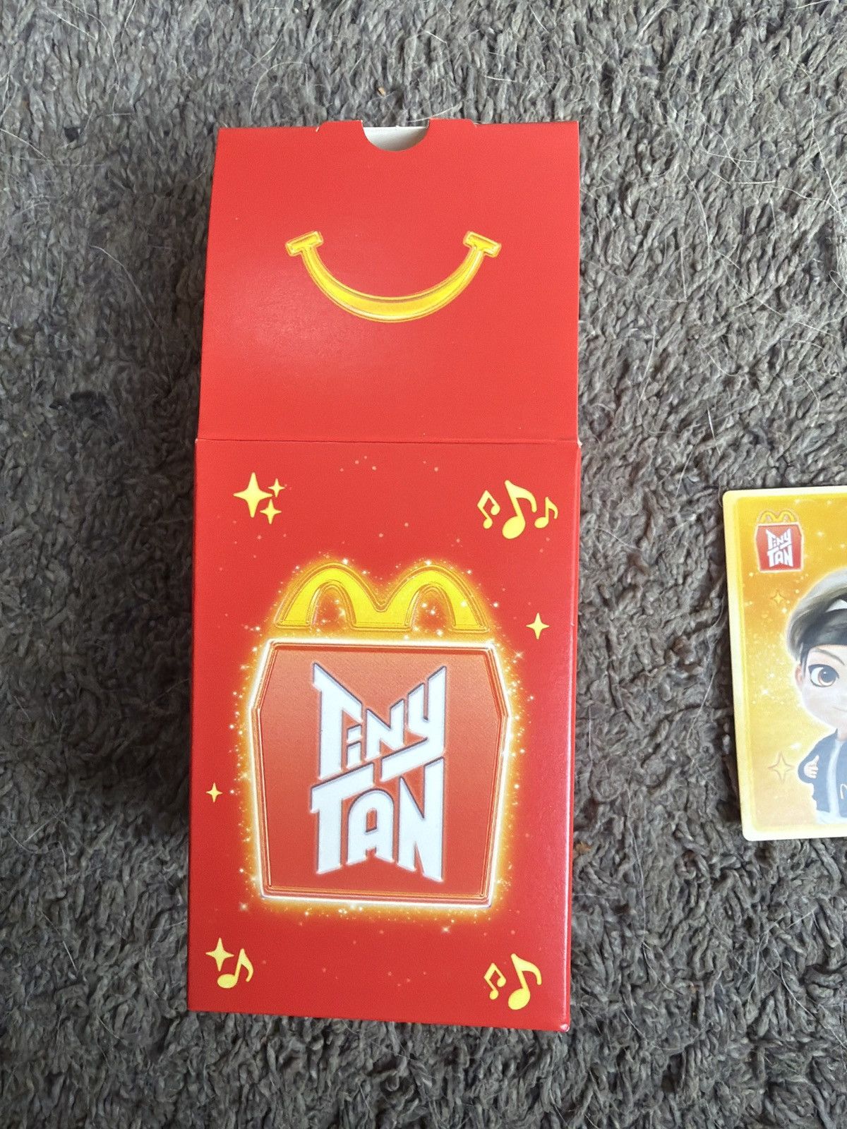 Hypebeast 2025 McDonald’s TinyTAN V Figure Size ONE SIZE - 7 Thumbnail