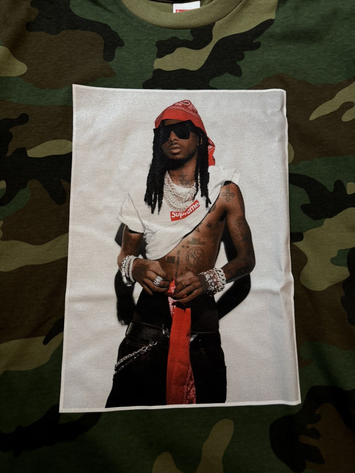 Playboi Carti Supreme フォトT Camo カモ Supreme Playboi Carti Tee Woodland Camo Men's - FW25 - US