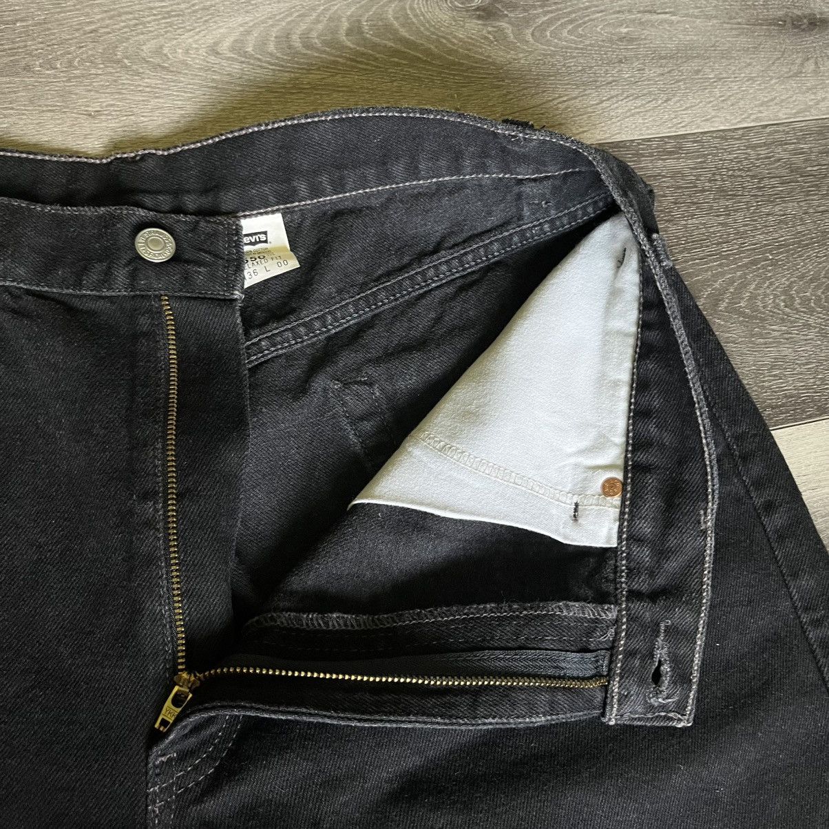 Levi's × Levi's Vintage Clothing × Vintage Vintage 1990s Levi’s 550 Relaxed Fit Denim Jean Shorts Sz 36 Size US 36 / EU 52 - 8 Thumbnail