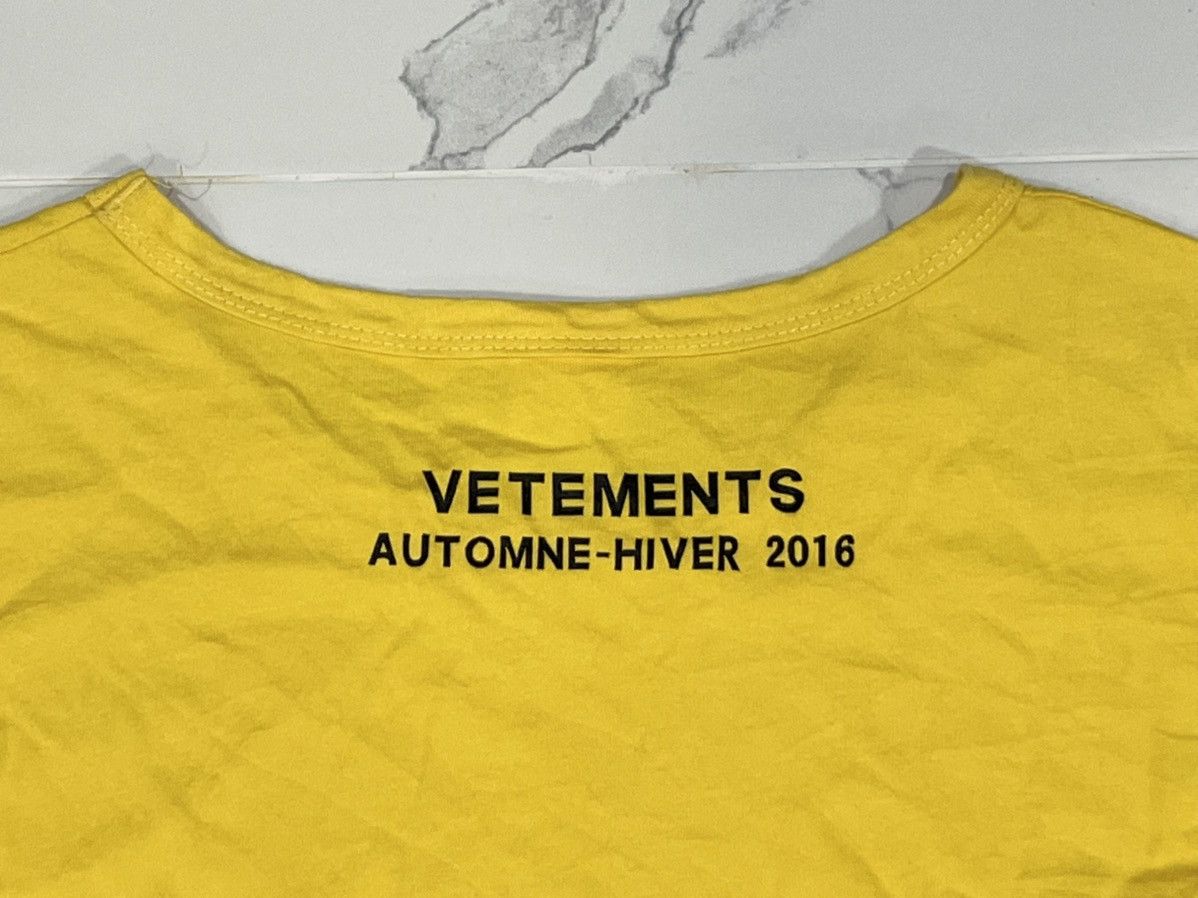 Vetements DHL T-Shirts
