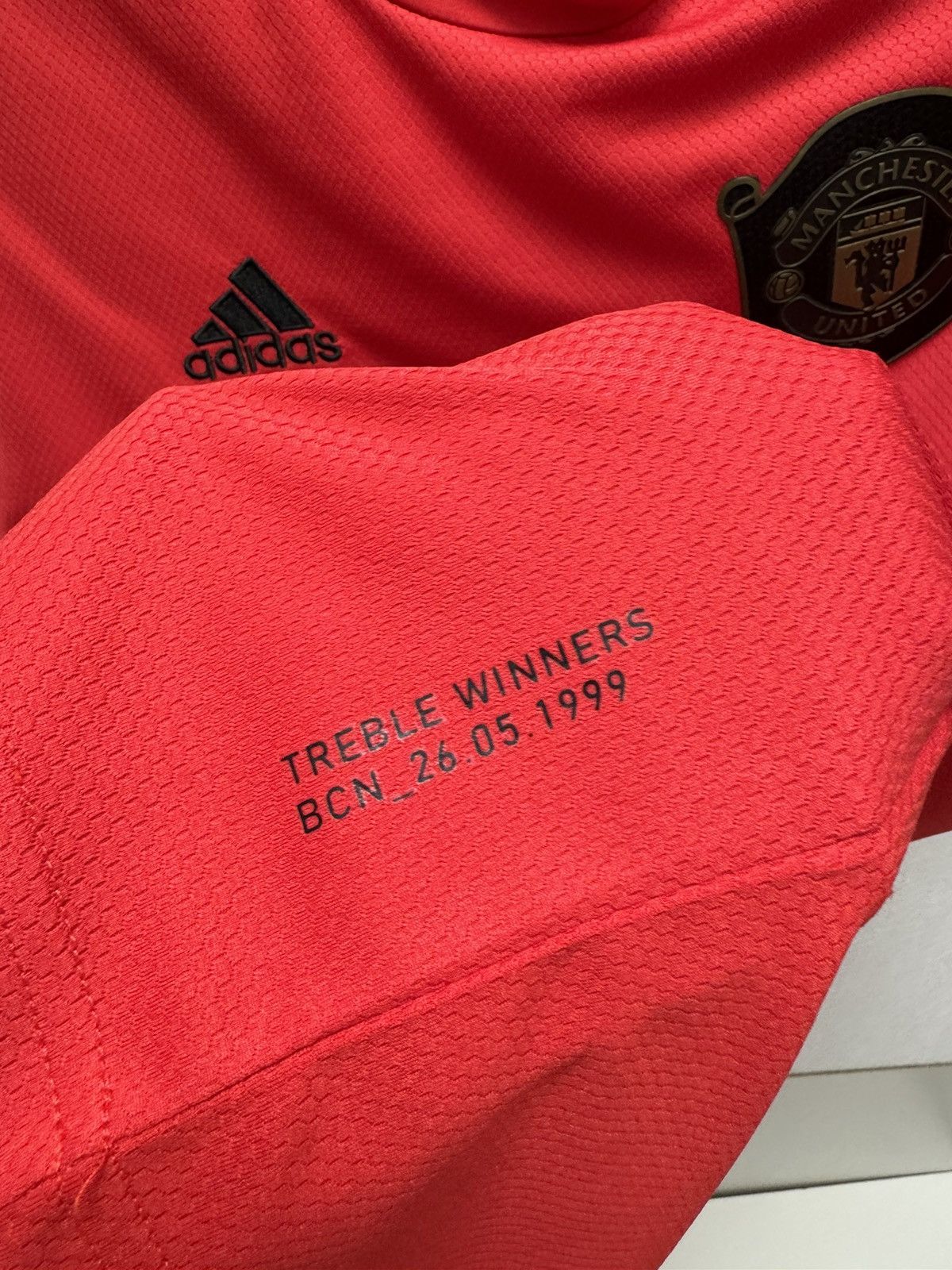 Adidas Manchester United adidas soccer jersey League of europe M Size US M / EU 48-50 / 2 - 9 Thumbnail