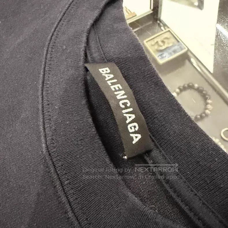 Balenciaga Balenciaga Crew Short Sleeve Size US S / EU 44-46 / 1 - 3 Thumbnail