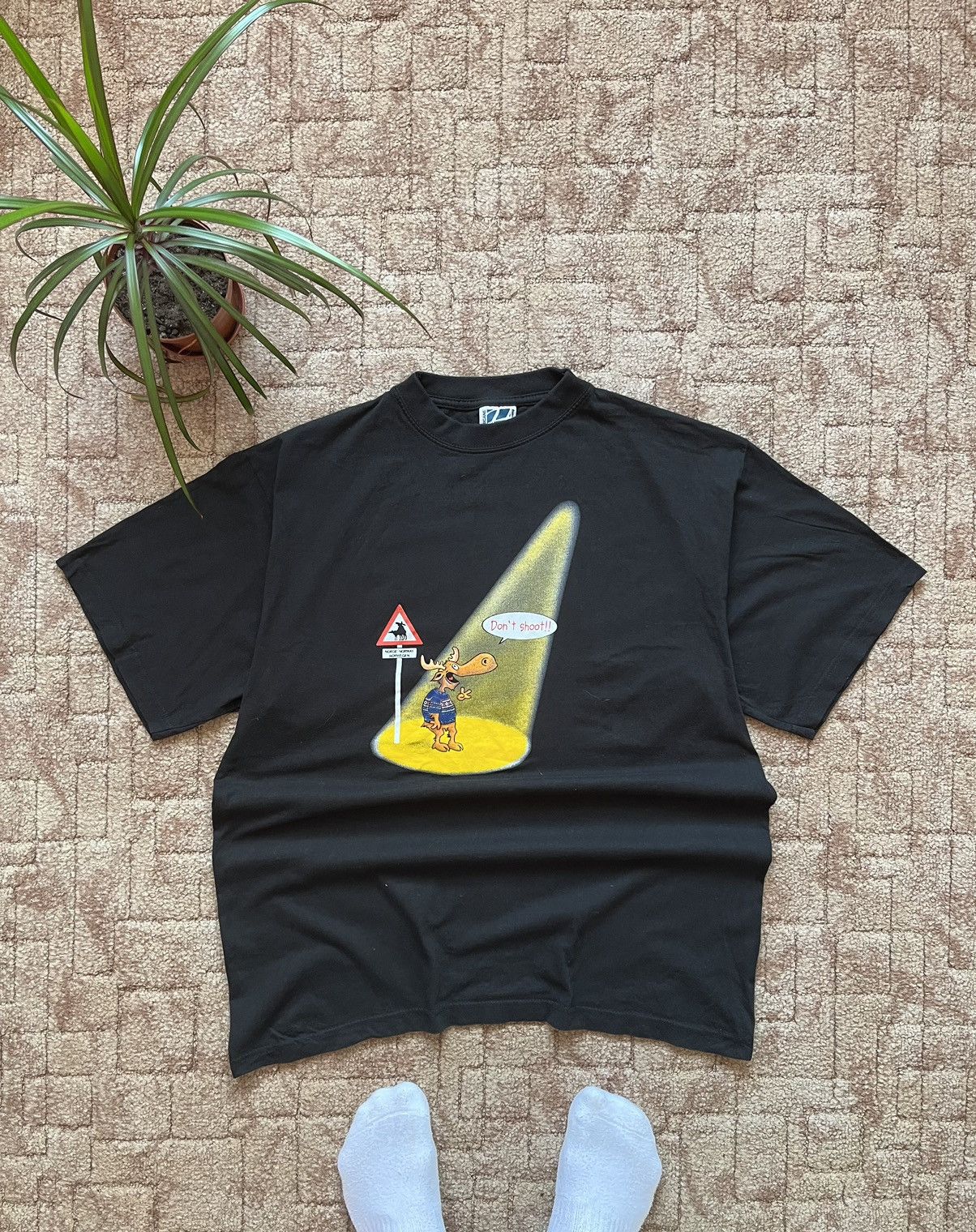 Vintage Vintage DON'T SHOOT NORWEGIAN ELK Funny 90's Black Tee Size US L / EU 52-54 / 3 - 1 Thumbnail