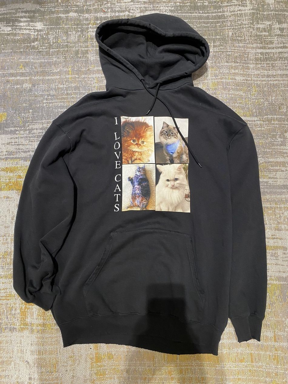 Balenciaga Balenciaga “i love cats” hoodie Size US M / EU 48-50 / 2 - 1 Thumbnail