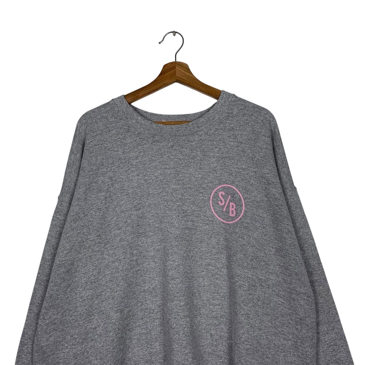 Japanese Brand Vintage Surf Brand Big Logo Sweatshirt Size US XL / EU 56 / 4 - 2 Thumbnail