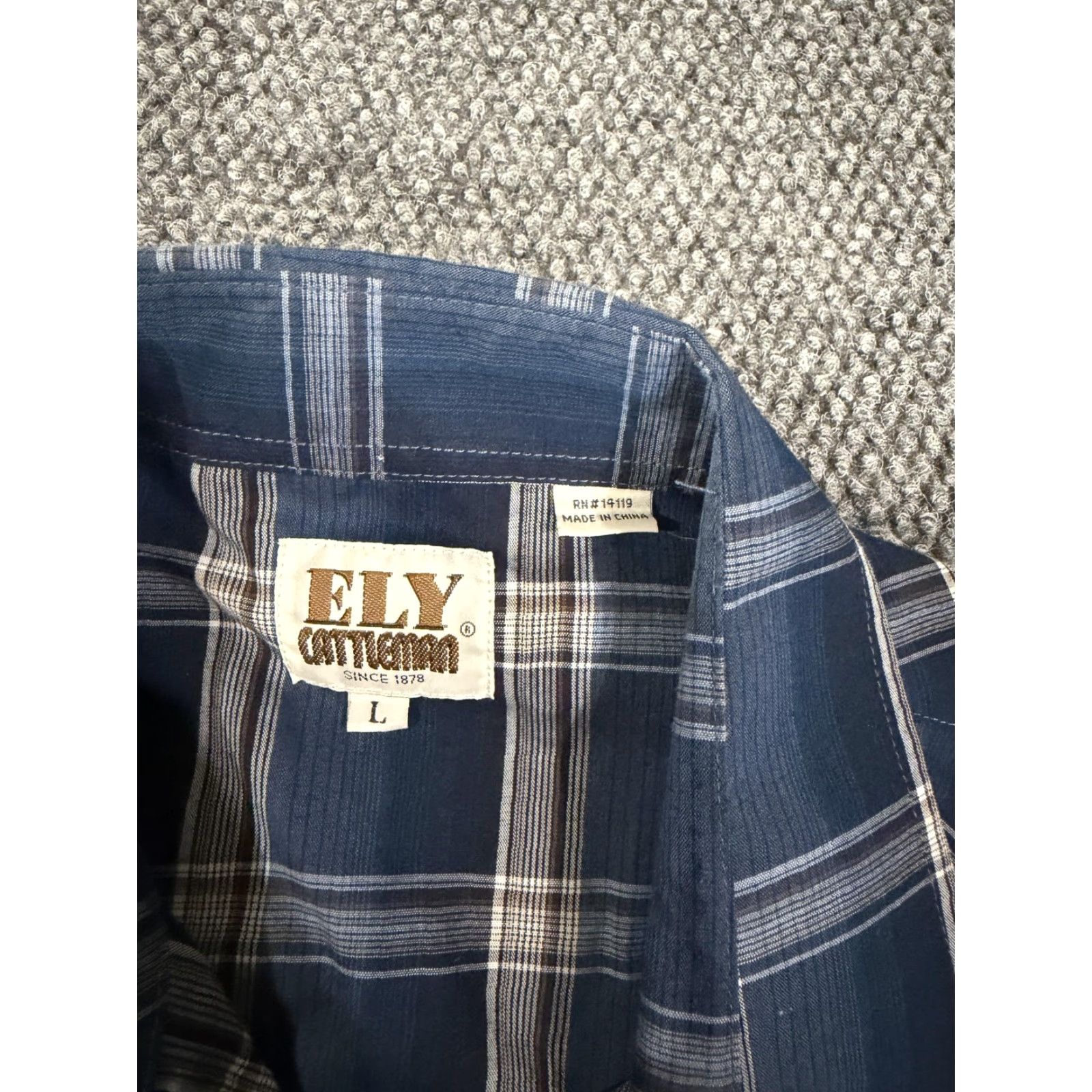 Vintage VINTAGE Ely Cattleman Shirt Mens Large Blue Plaid Short Sleeve Western Snaps Pockets Size US L / EU 52-54 / 3 - 3 Thumbnail