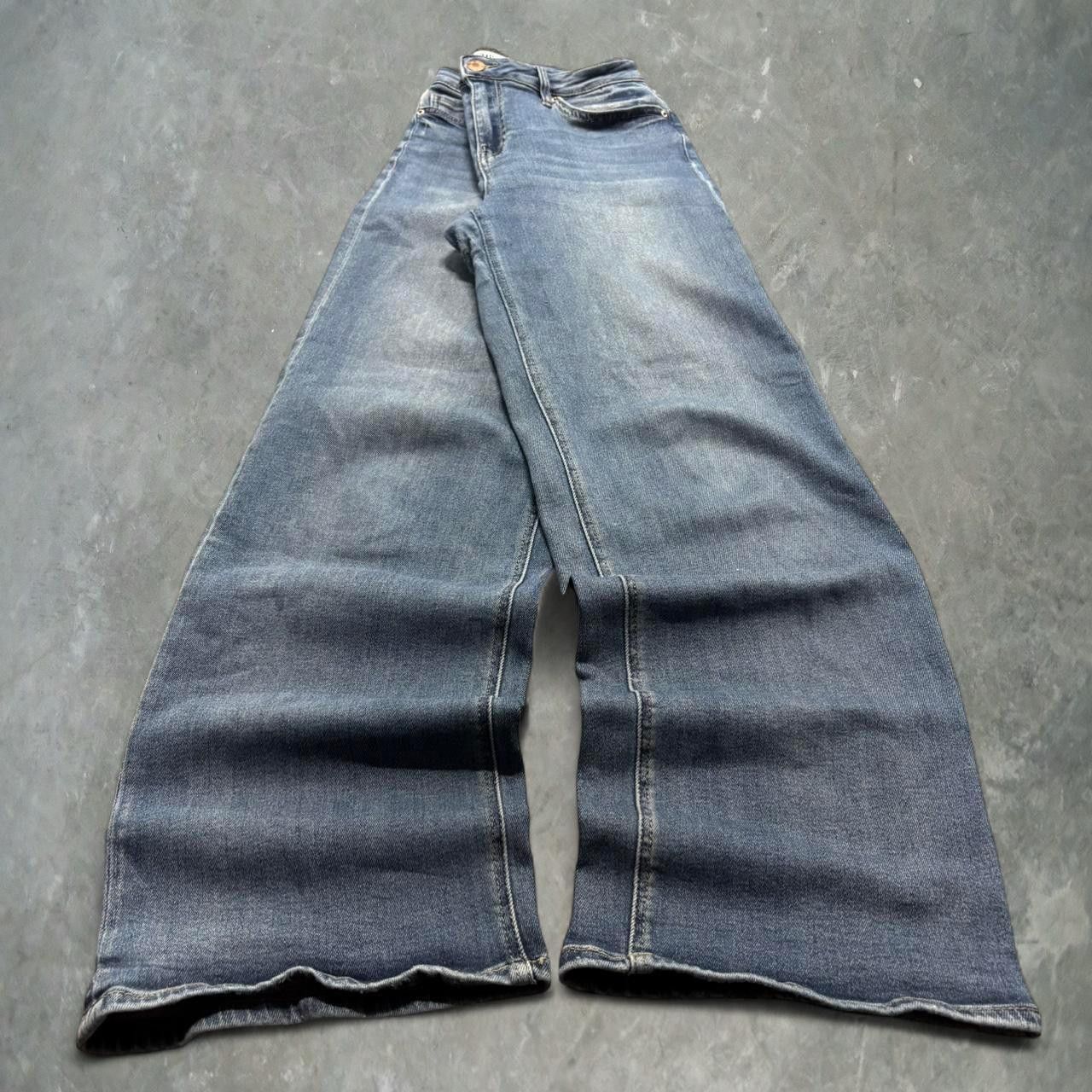 Vintage Crazy Vintage Y2K/2000s Baggy Wideleg YMI Medium Blue Wash Denim Jeans! Size US 30 / EU 46 - 1 Thumbnail