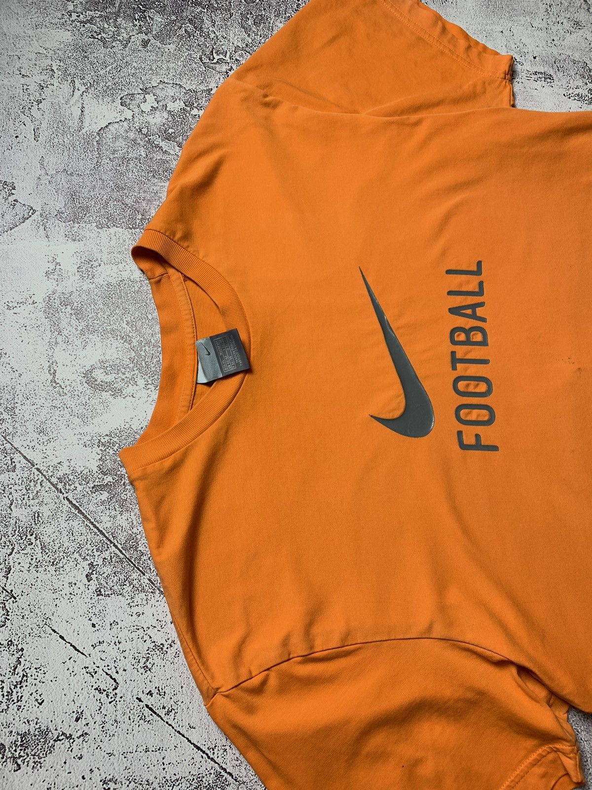 Nike Nike football vintage t-shirt Size US M / EU 48-50 / 2 - 2 Thumbnail